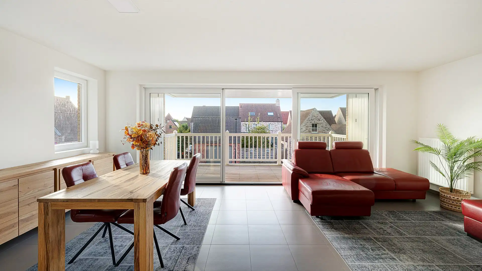 Appartement met 100 m² woonoppervlakte exclusief groot zonneterras foto 2