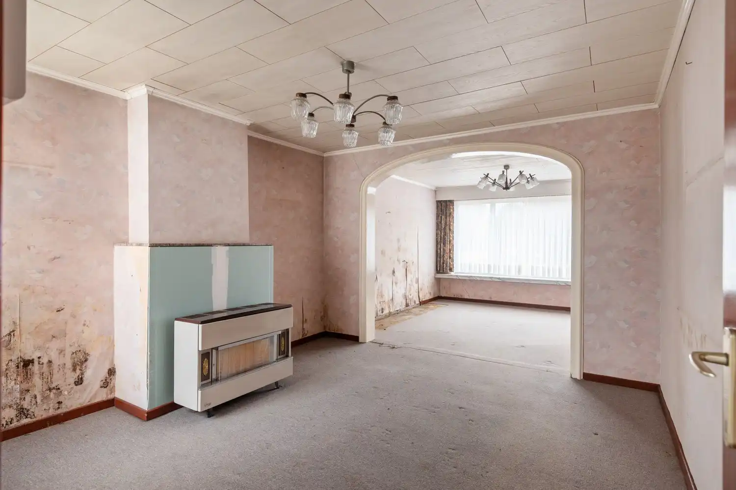 Totaal te renoveren halfopen bebouwing op goede locatie in Lier foto 6
