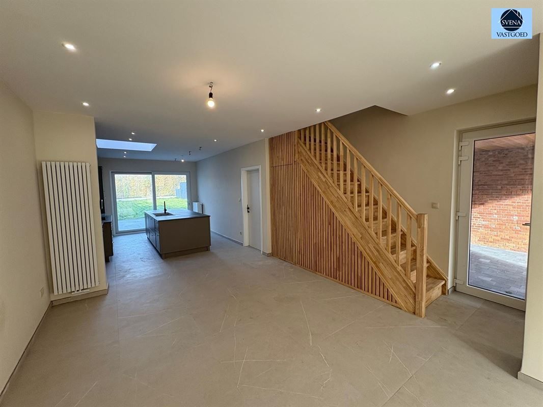 ZEER MOOIE WONING MET 4 SLAAPKAMERS foto 4