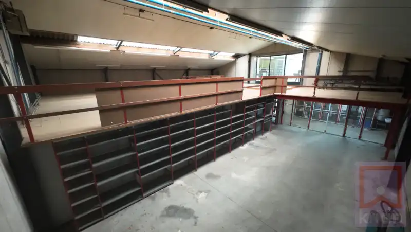 Instapklaar bedrijfsgebouw van 758 m² foto 11