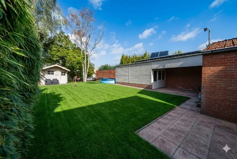 Centrum Torhout : Zeer ruime energetische woning met 4 slpk en 2 badkamers foto 24