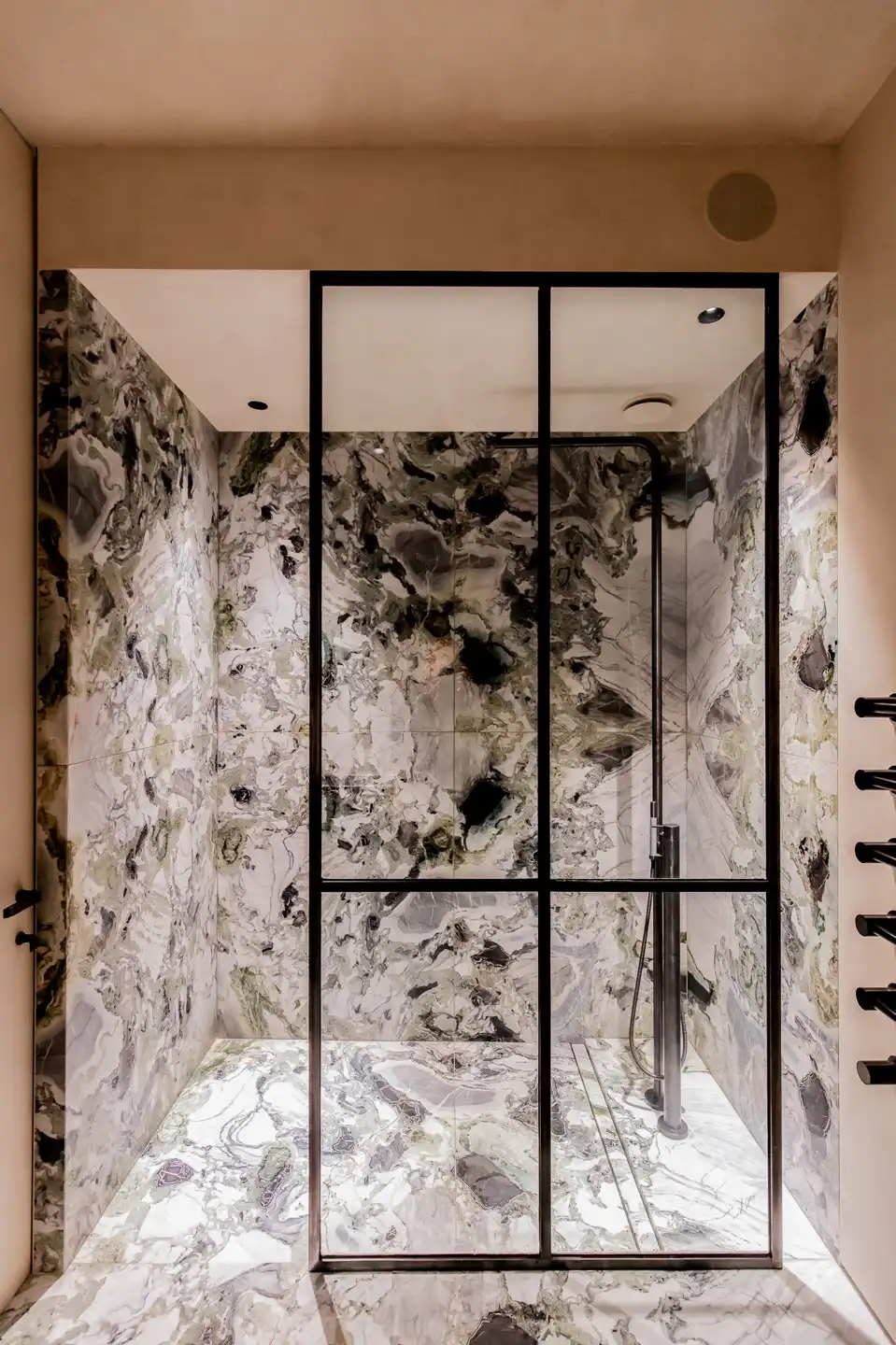 ANTWERPEN-CENTRUM - Kroonjuweel in het hart van de Stad foto 34