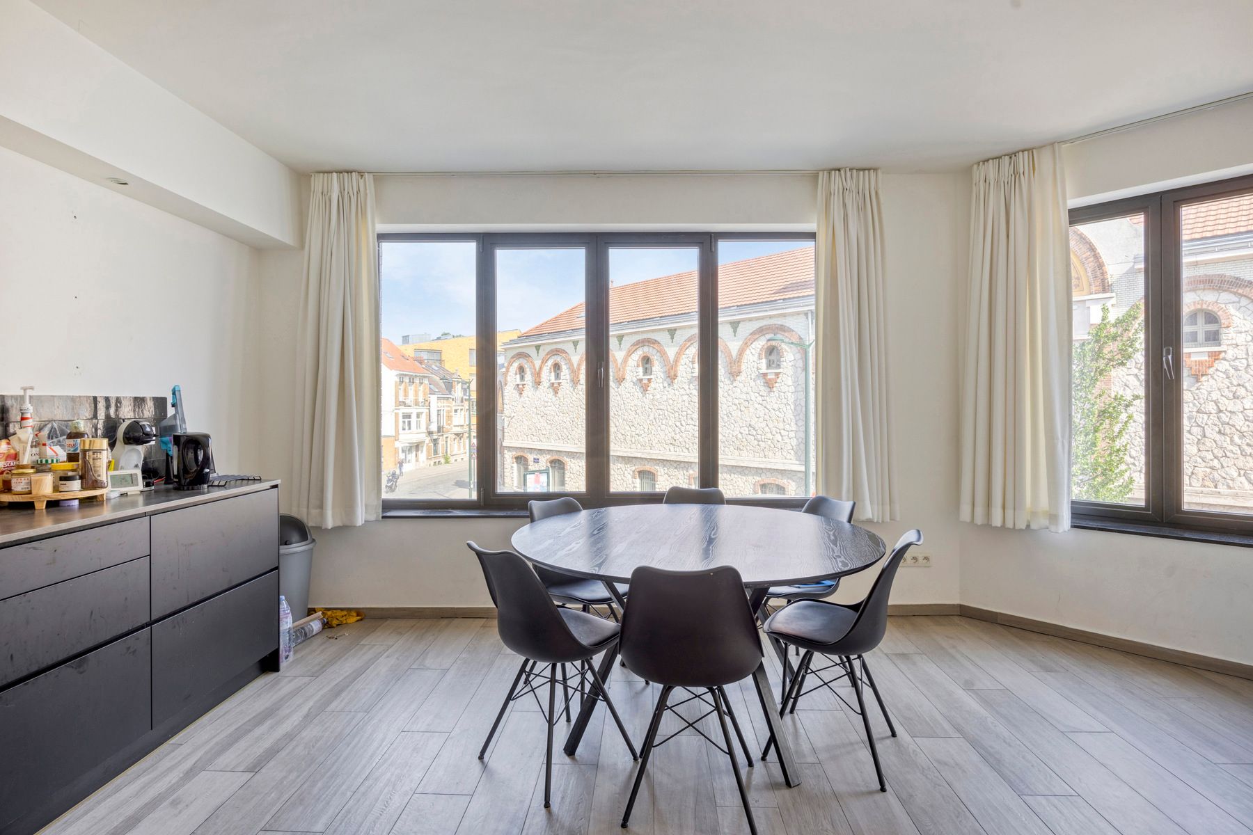 Recent 1 slaapkamer appartement met terras nabij Tour&Taxis foto 6