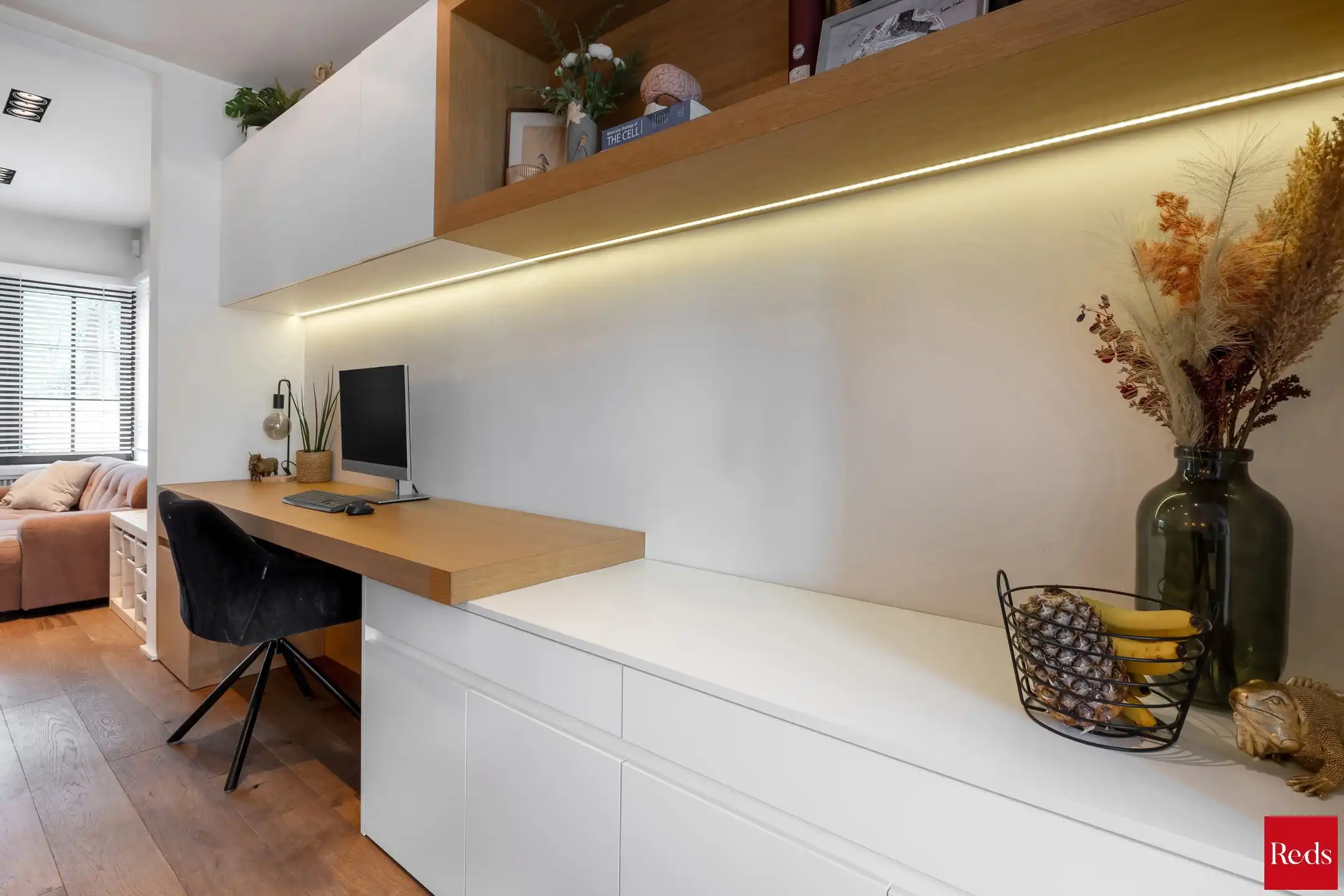 Stijlvolle woning op groene toplocatie nabij het centrum foto 12