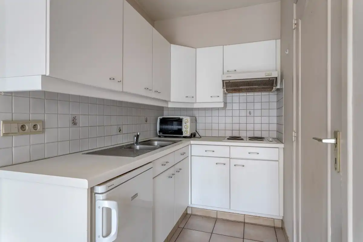 Appartement met 2 slaapkamers en garage. foto 8