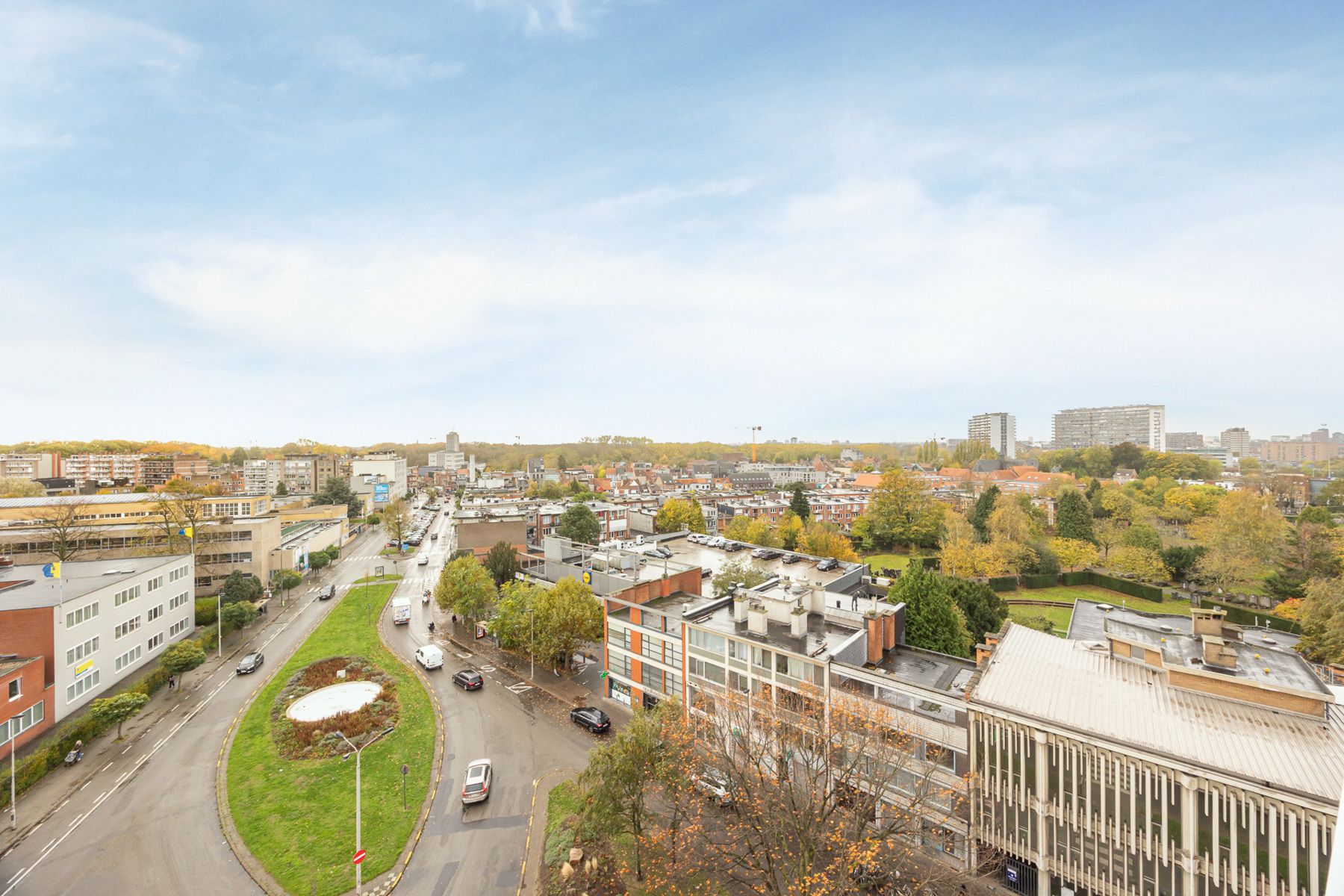 Verzorgd appartement met 3 slaapkamers vlakbij Rivierenhof! foto 17