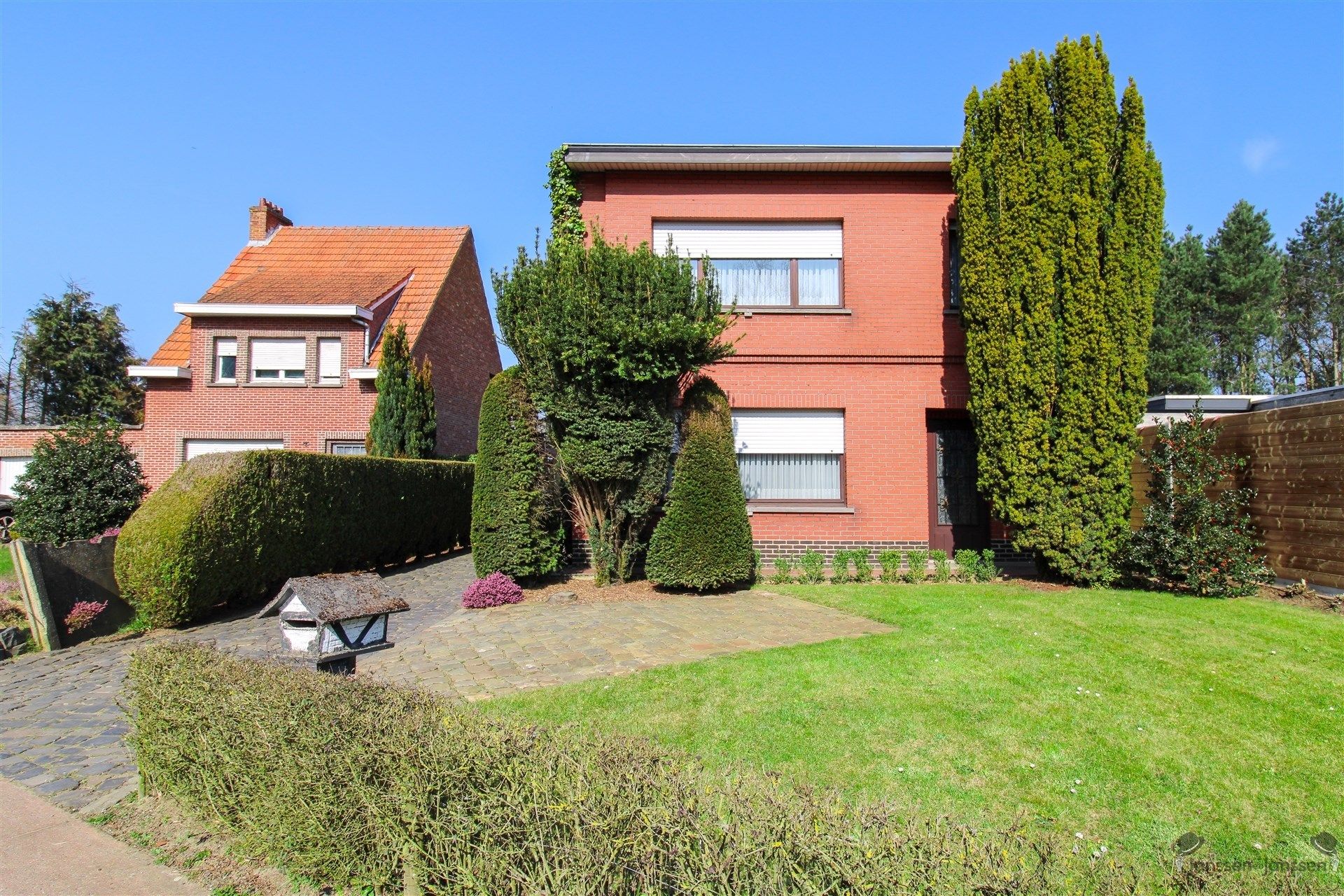 Open bebouwing op perceel van 8099 m² foto 2