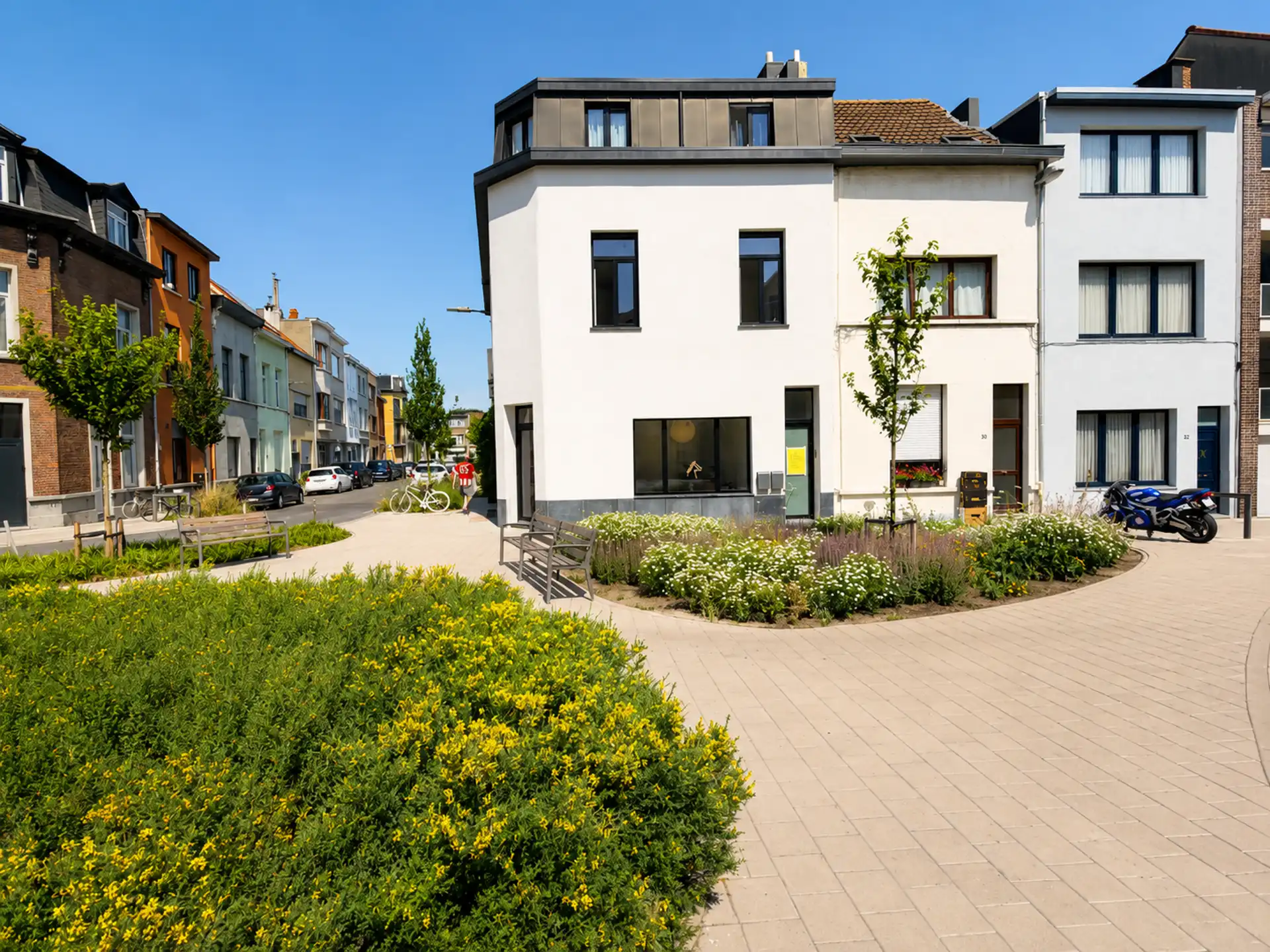 Lichtrijk hoekappartement in bruisend Oud-Berchem foto 11
