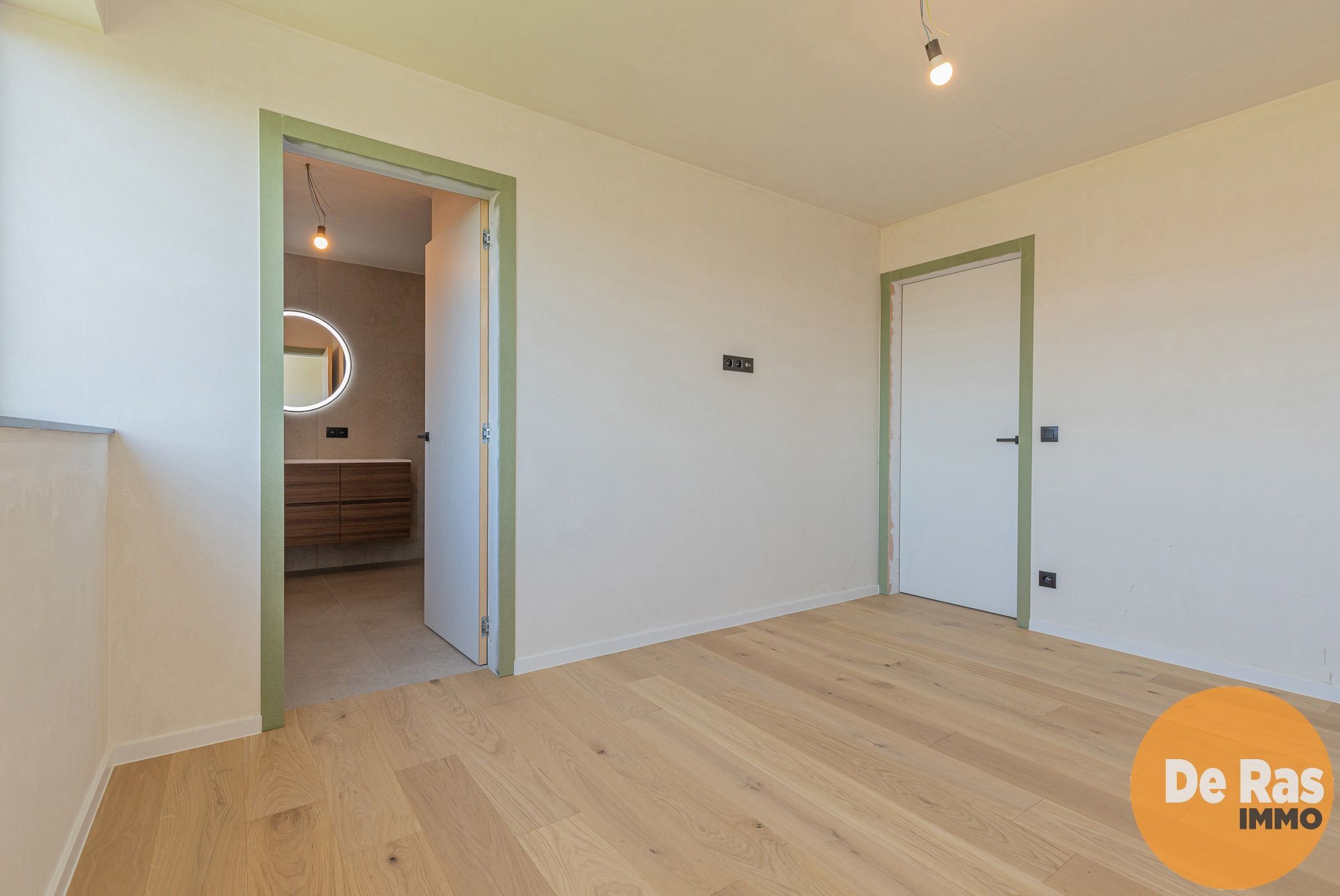 ZWALM - Nieuwbouwwoning met 4 slp, garage en tuin! foto 15