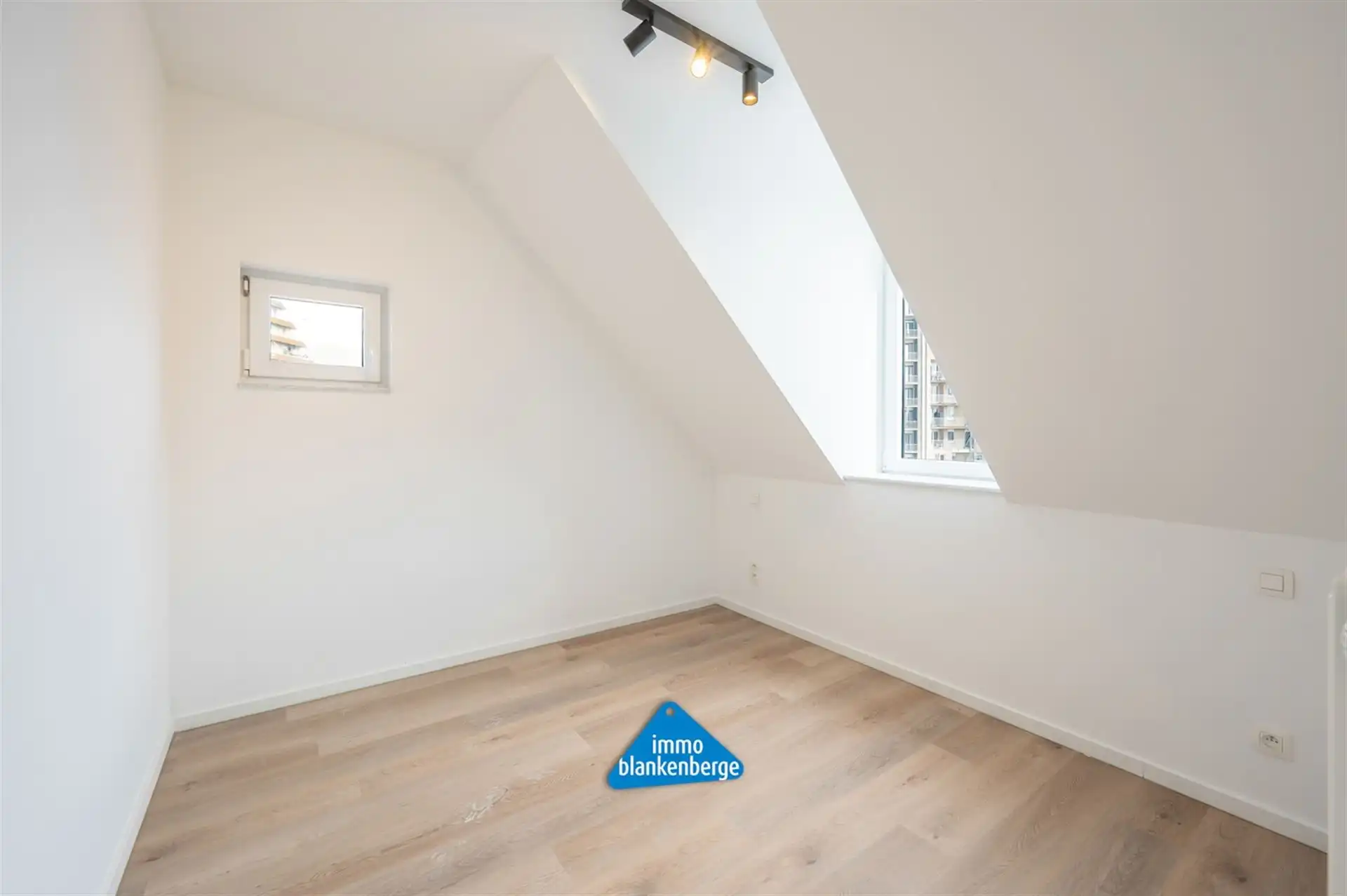 Prachtig nieuwbouw duplexappartement in het hart van Blankenberge, vlak bij de Zeedijk foto 8