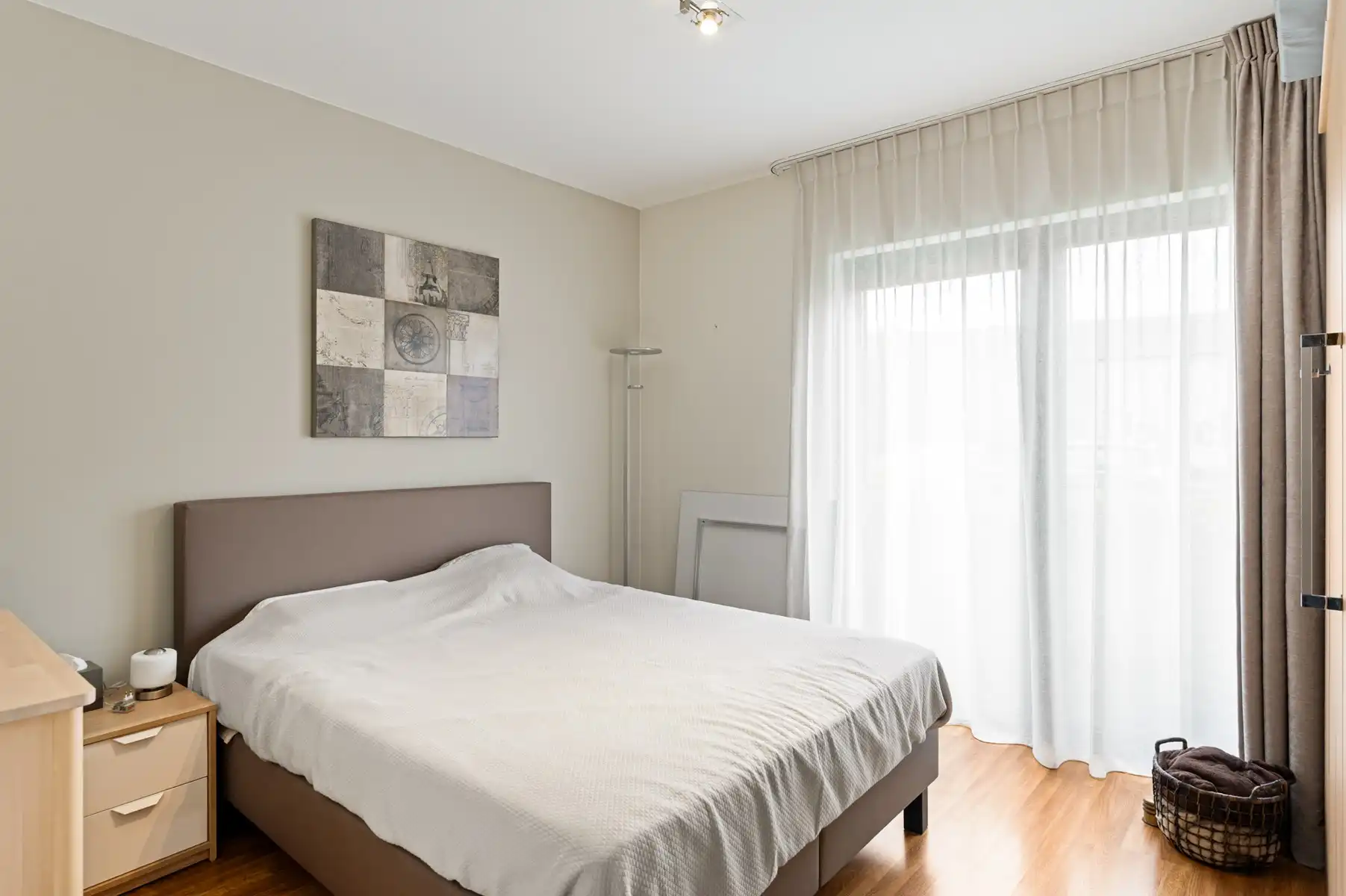 Gelijkvloers appartement met tuin en staanplaats foto 12