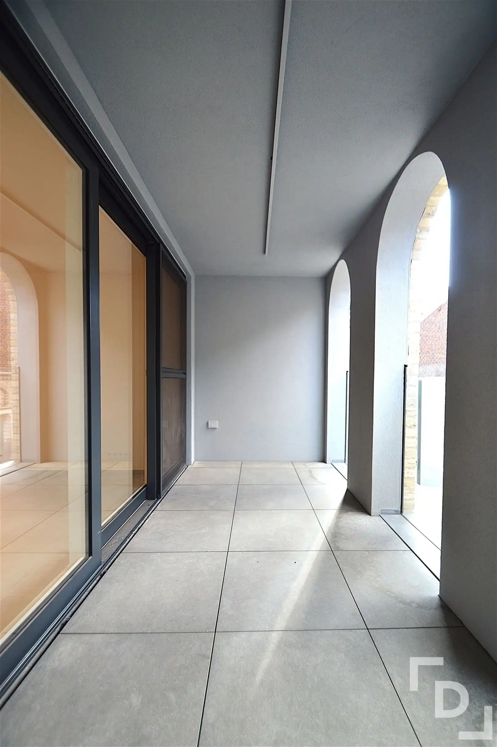 Nieuwbouwappartement met staanplaats in centrum Ieper foto 5
