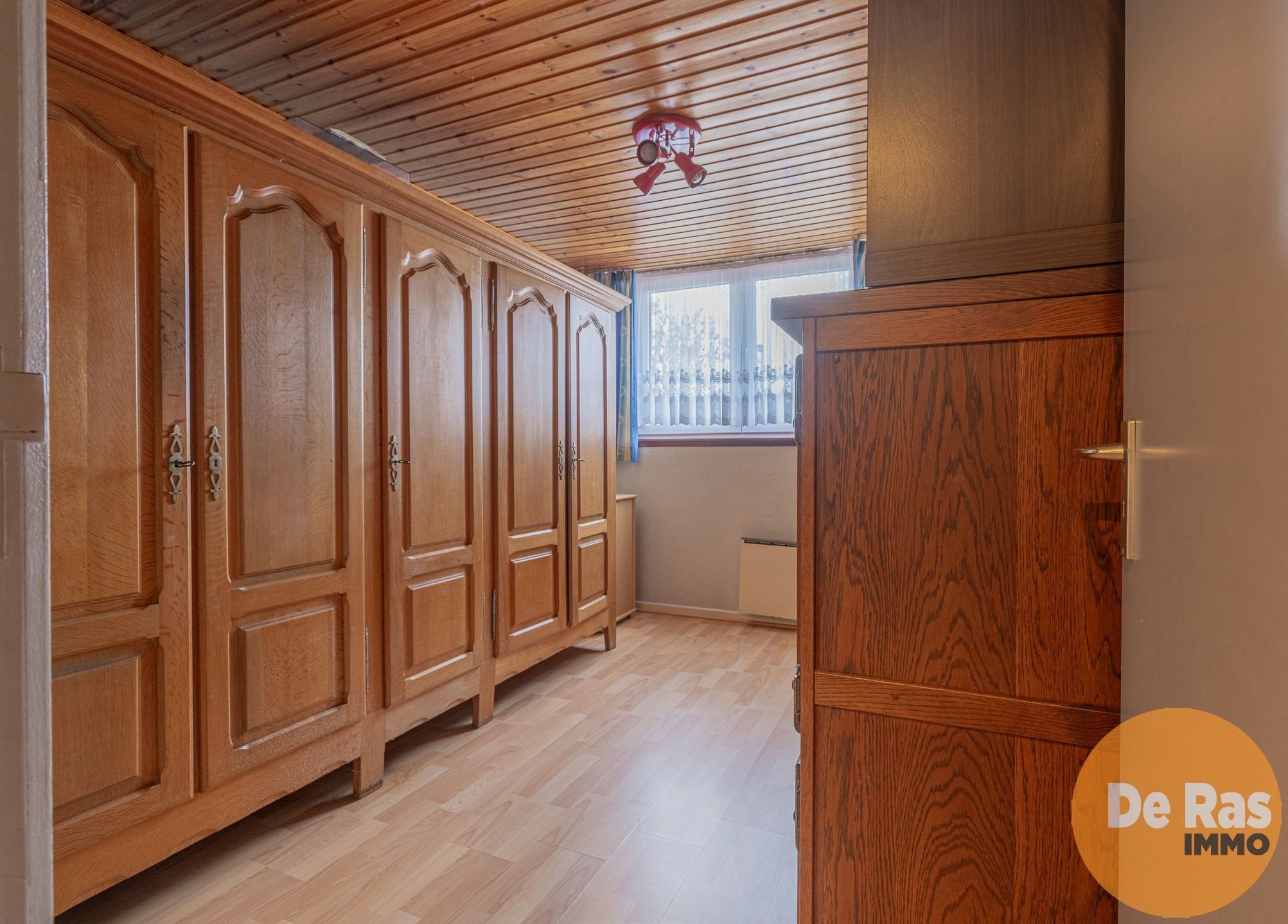 ERPE-MERE - Ruime gezinswoning in residentiële wijk foto 14