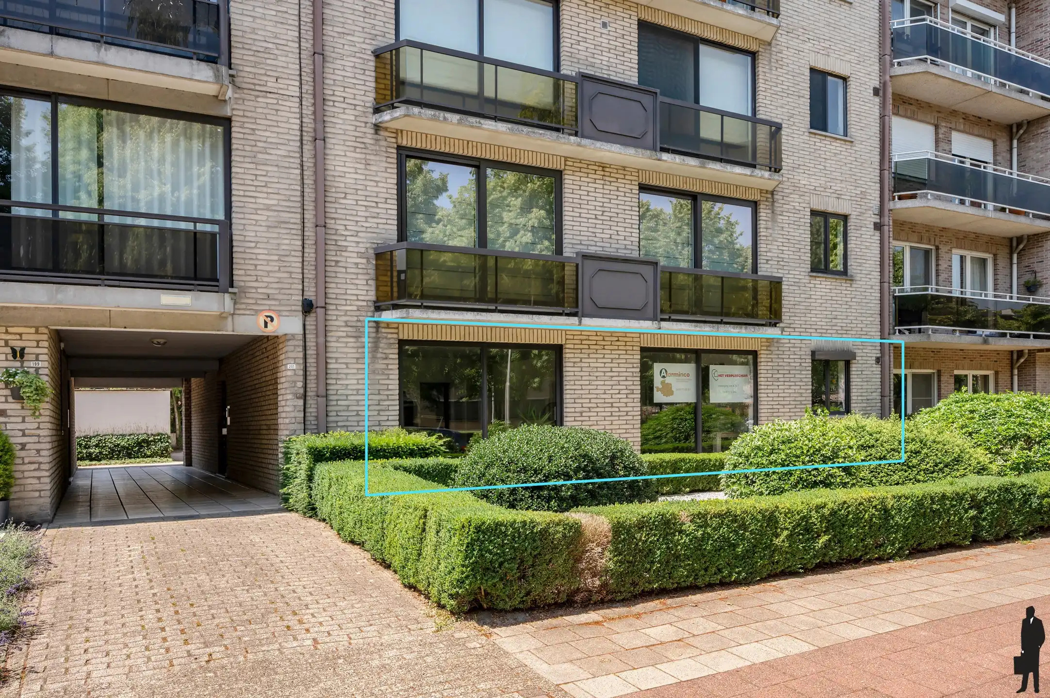 Ruim appartement van ca. 170 m² met 3 slaapkamers, garagebox en 2 terrassen op centrale ligging foto 15