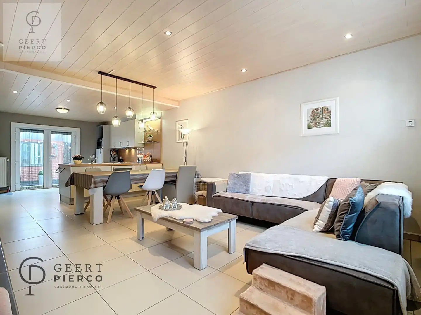 Gerenoveerde stadswoning in het centrum van Zoutleeuw. foto 7