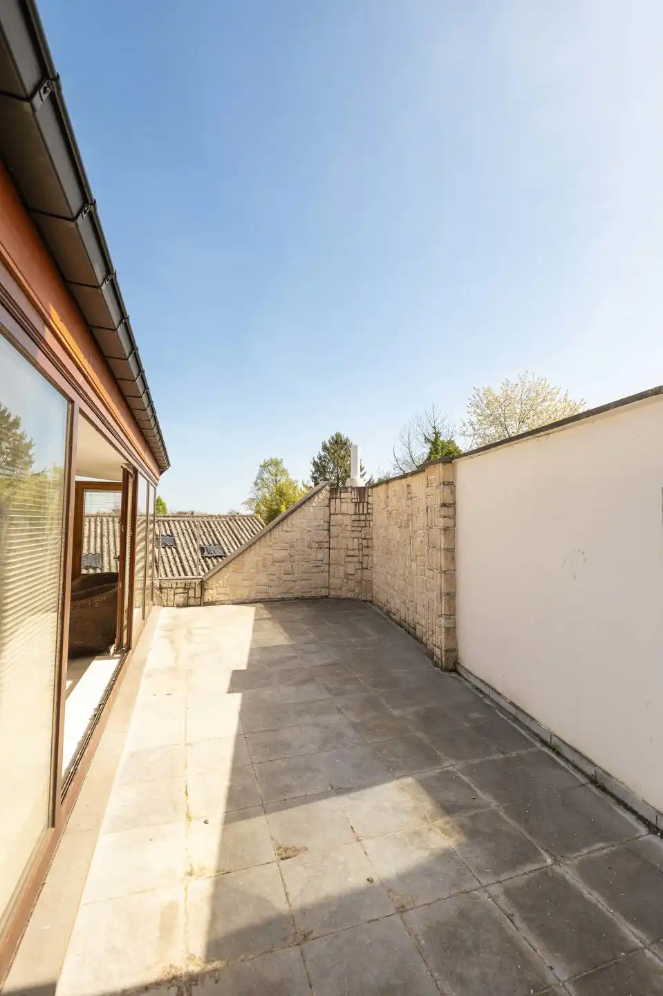 Veelzijdige woning met 7 slaapkamers foto 10