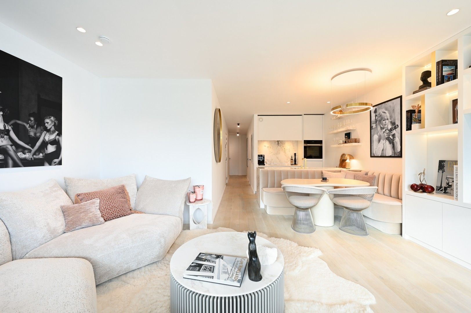 Subliem appartement met zonneterras, genietend van prachtige open zichten op het groen en de villa's van het Zoute. foto 3
