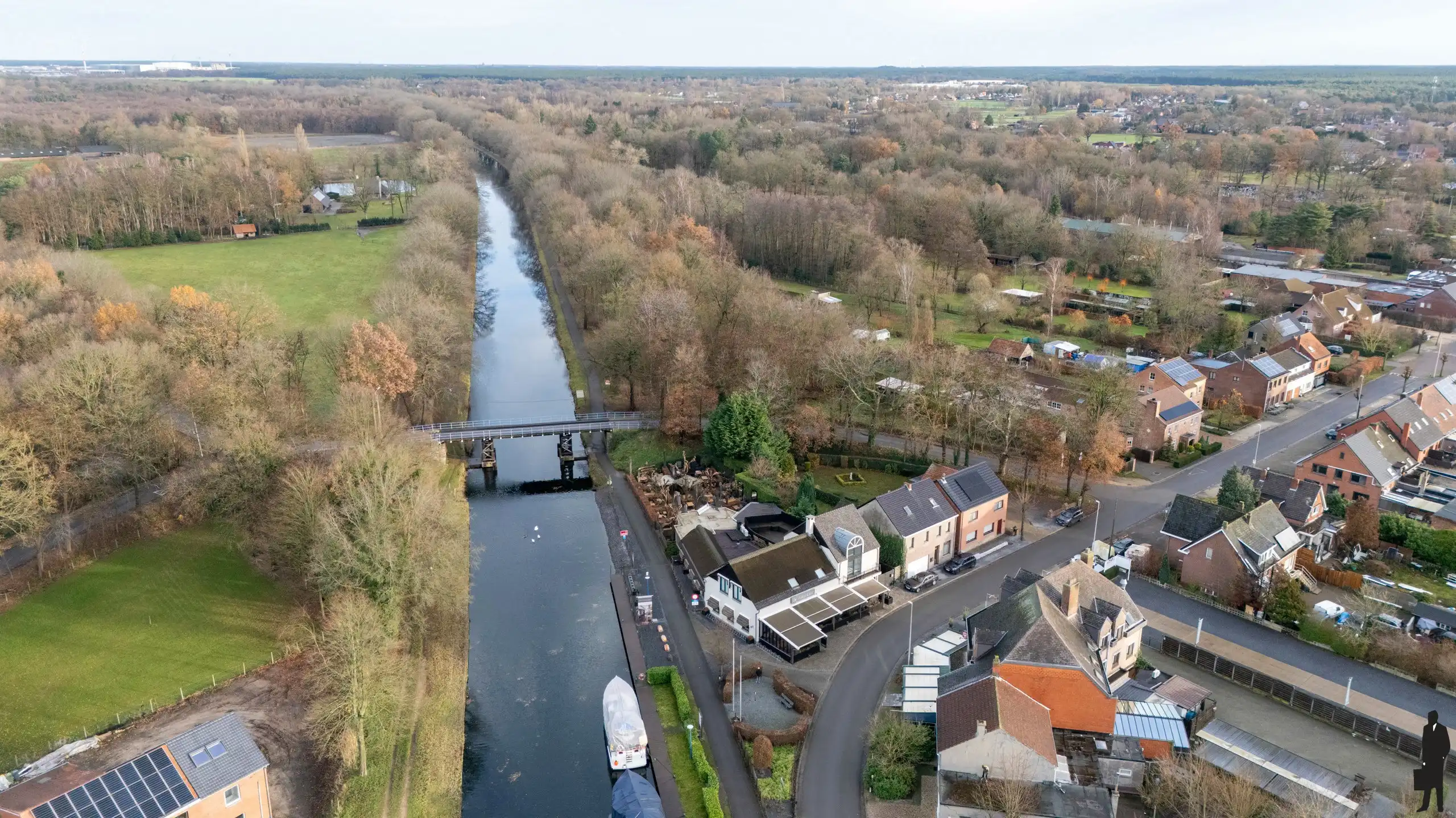 Brasserie met ruime duplexwoning en bouwgrond op toplocatie foto 27