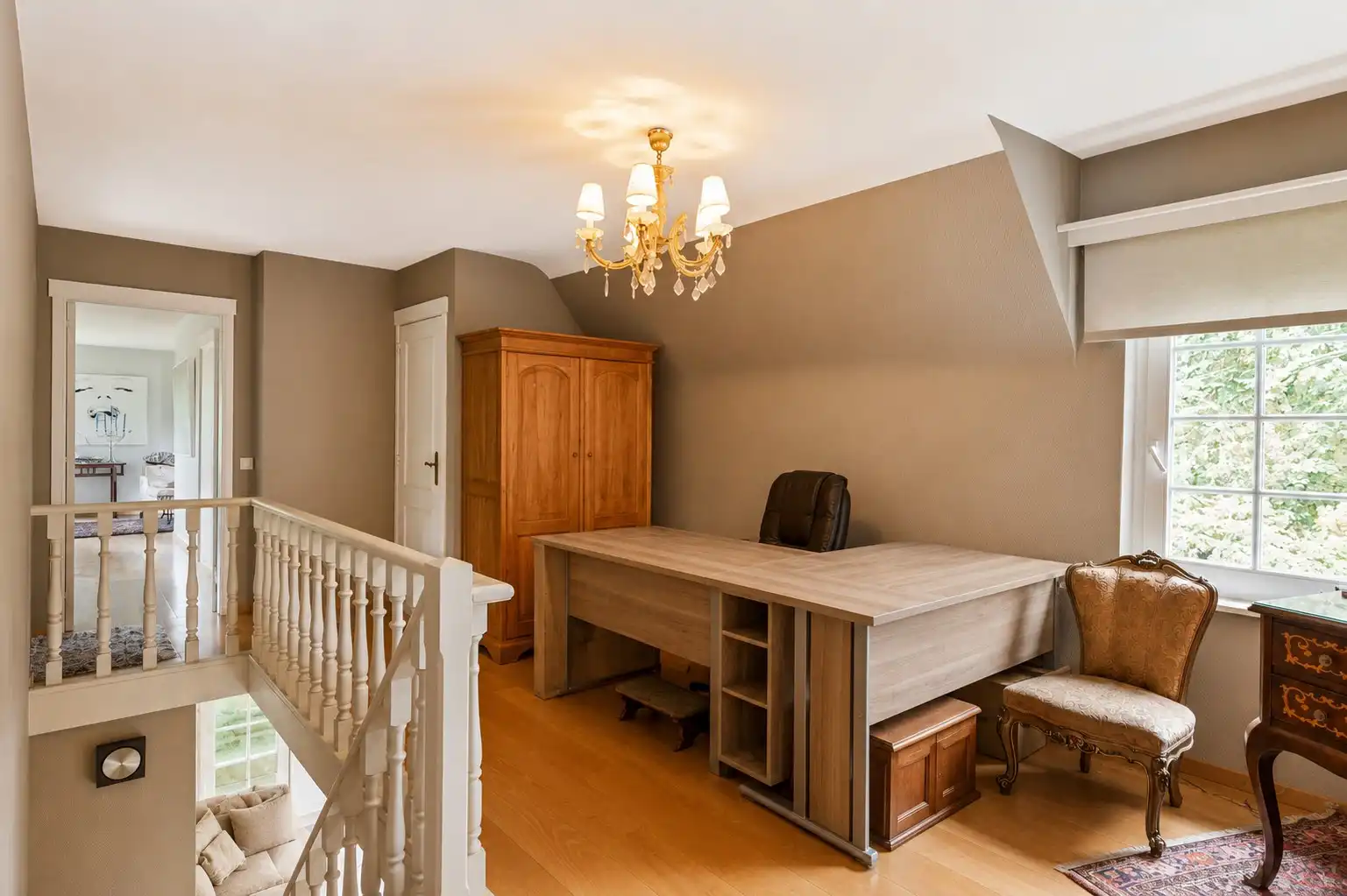 Elegante villa op een uitstekende ligging foto 34