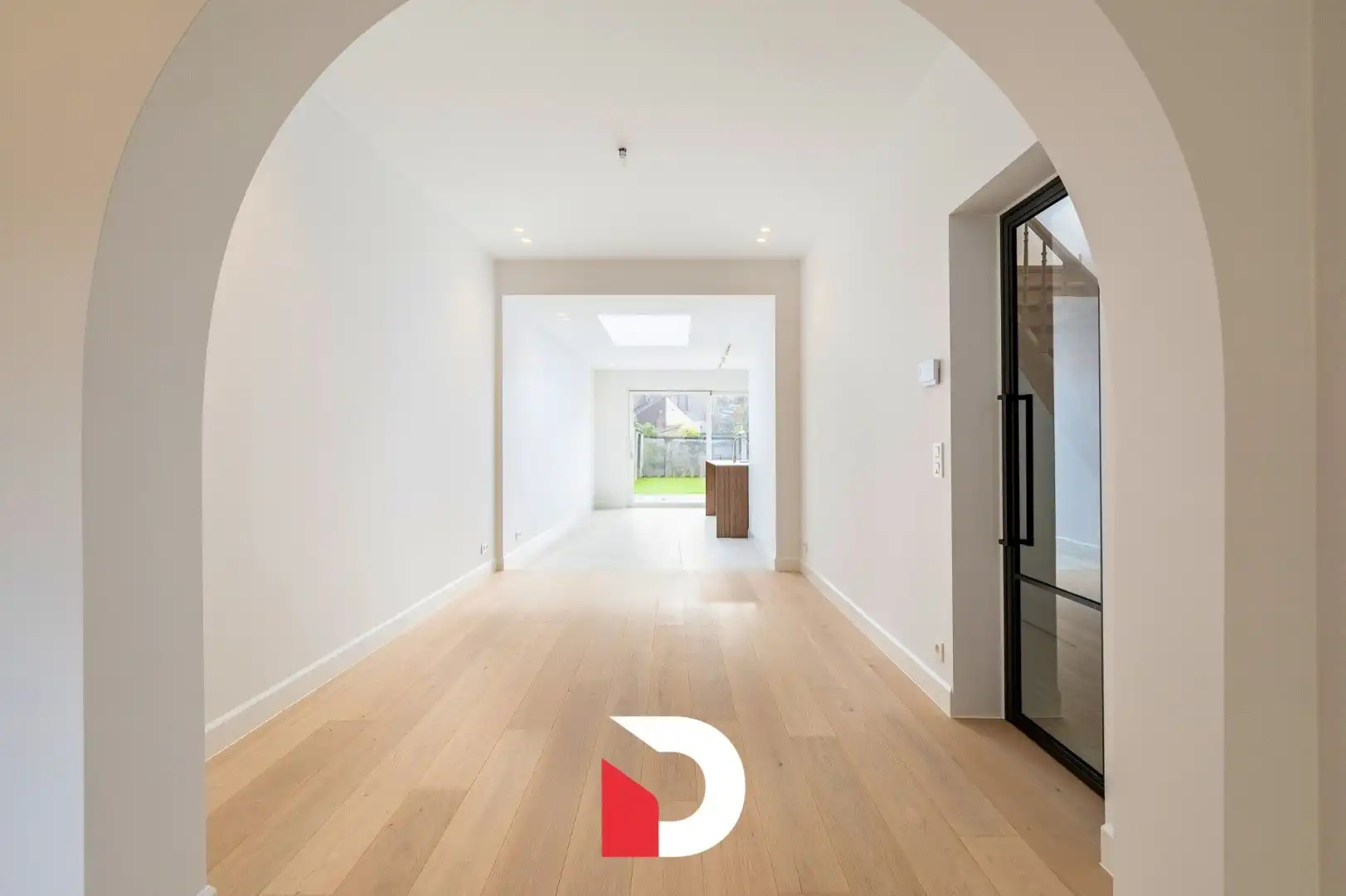 Uniek gerenoveerde burgerwoning met gezellige tuin te Kristus-Koning foto 6