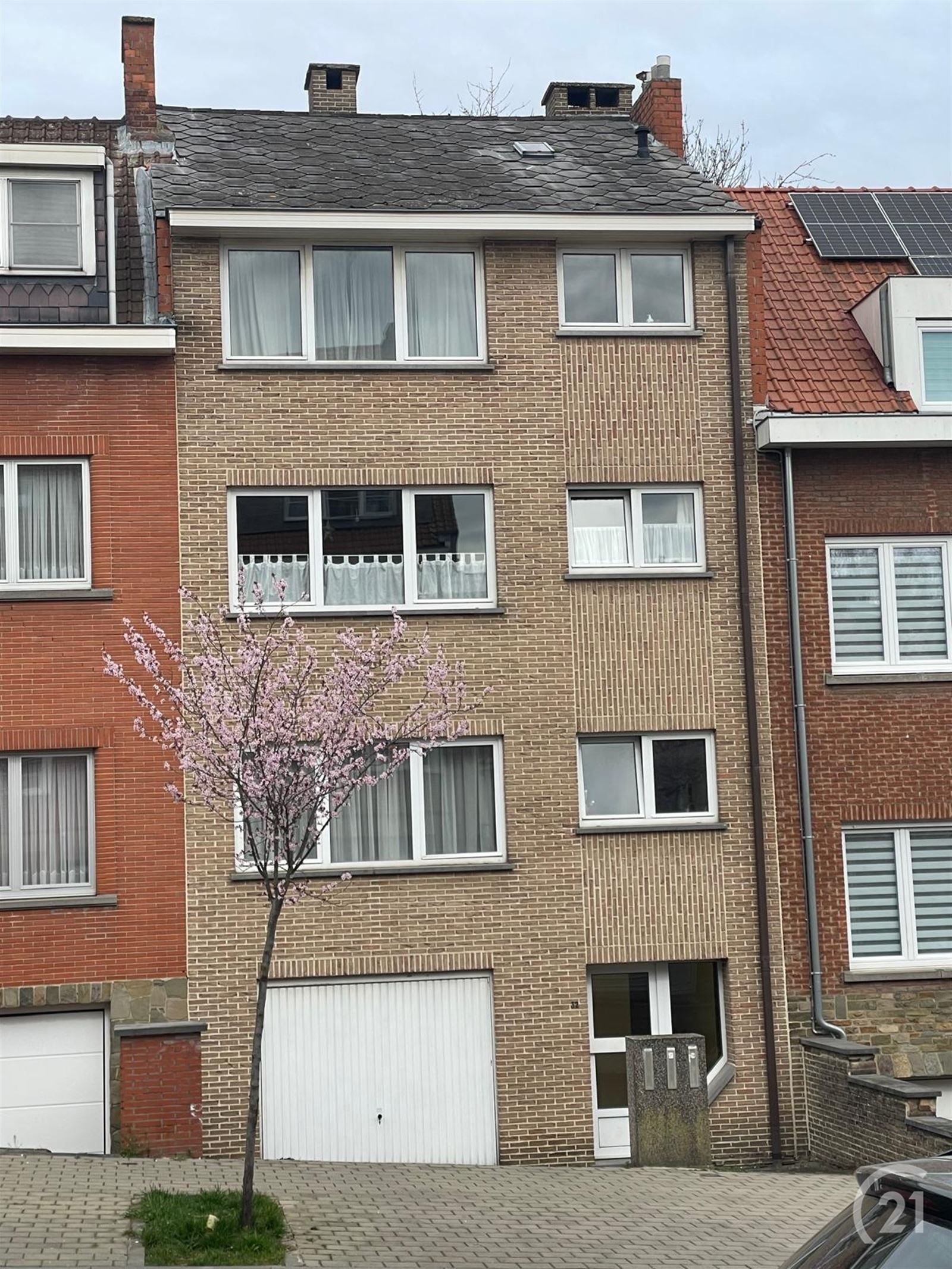 Appartementsgebouw in Vogelzangwijk foto {{pictureIndex}}
