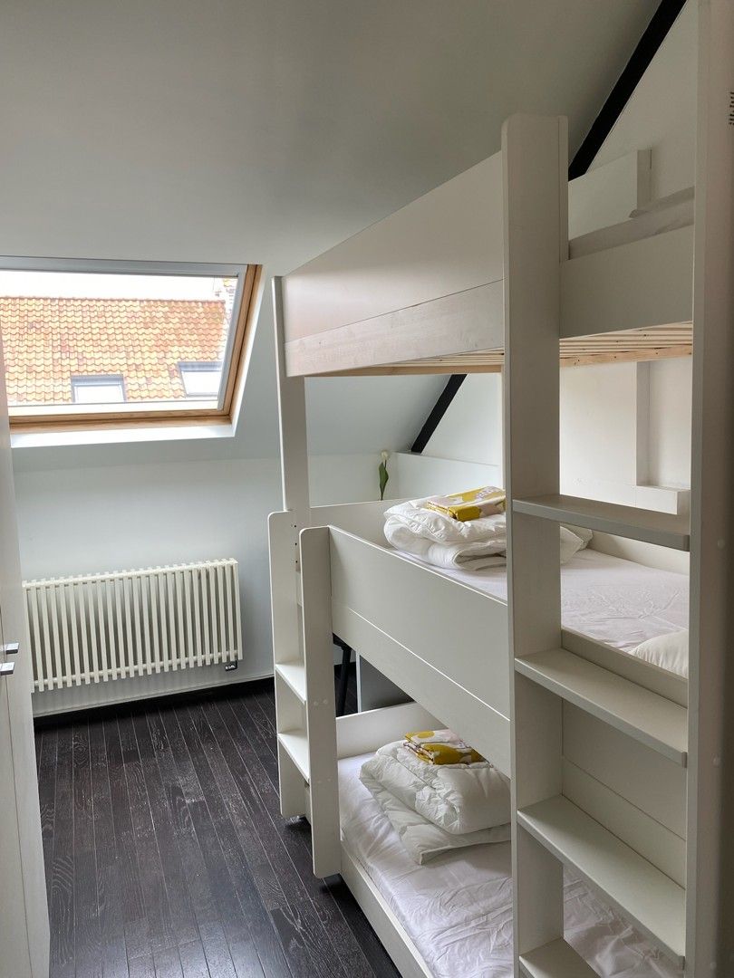 Karaktervolle woning op Oosteroever in Oostende foto 16