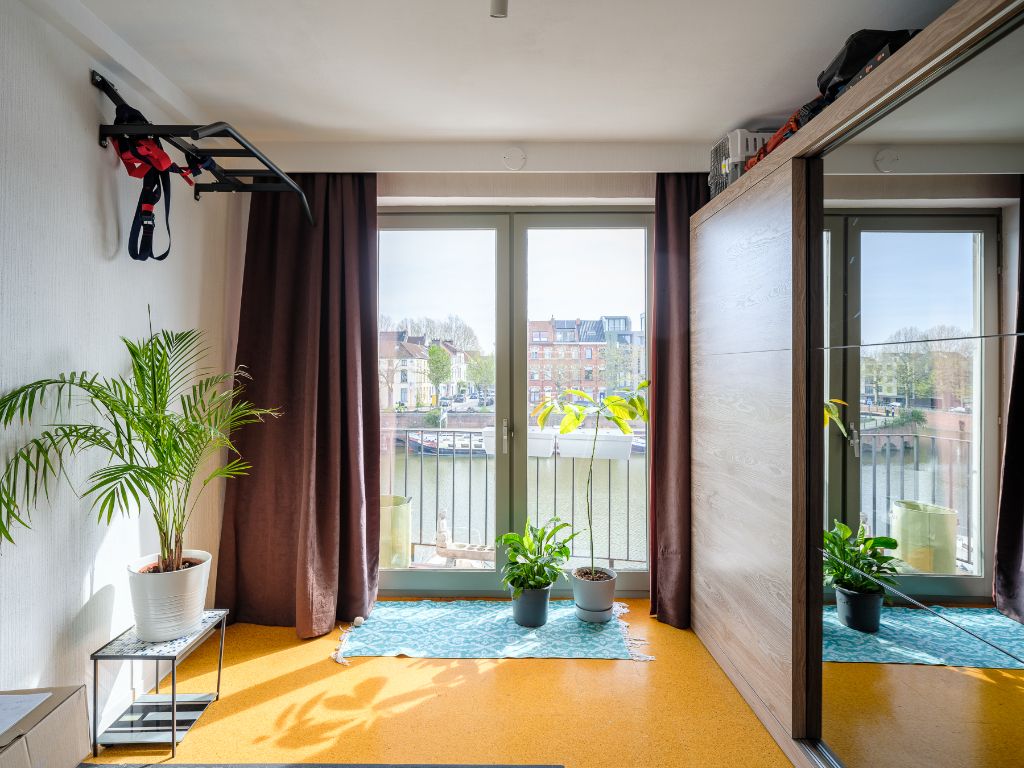 Lichtrijk 2-slaapkamerappartement met unieke zichten op de Gentse binnenwateren foto 6