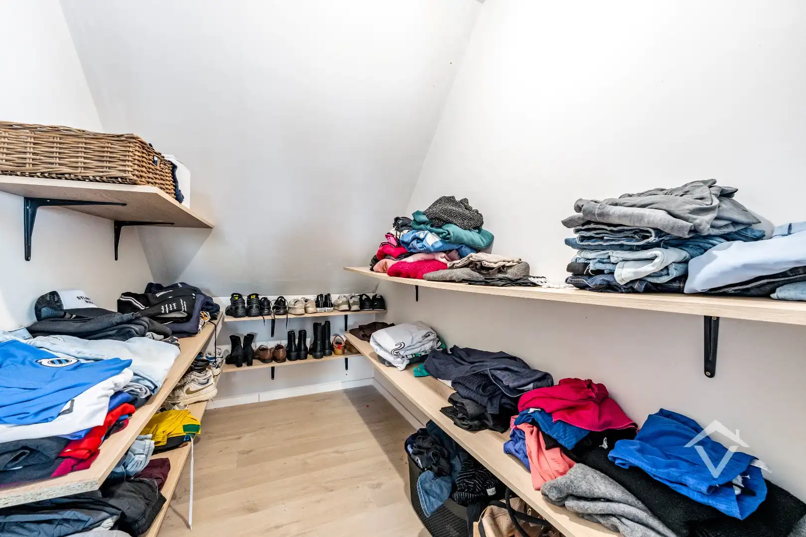 Recente energiezuinige gezinswoning op 722 m² met prachtige ligging in Vladslo foto 20