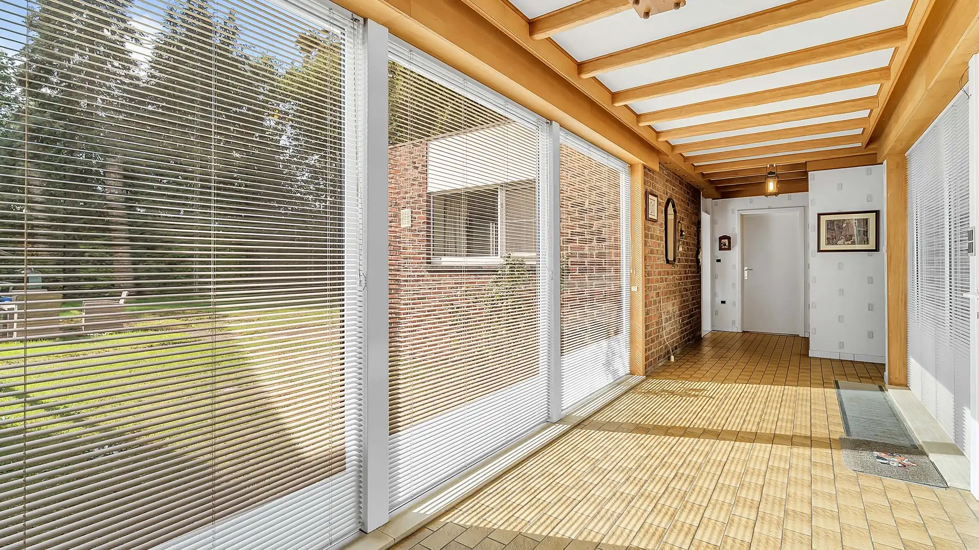 Unieke gelijkvloerse woning  (242 m²) op een uitzonderlijk groot perceel van 28a 17ca foto 15