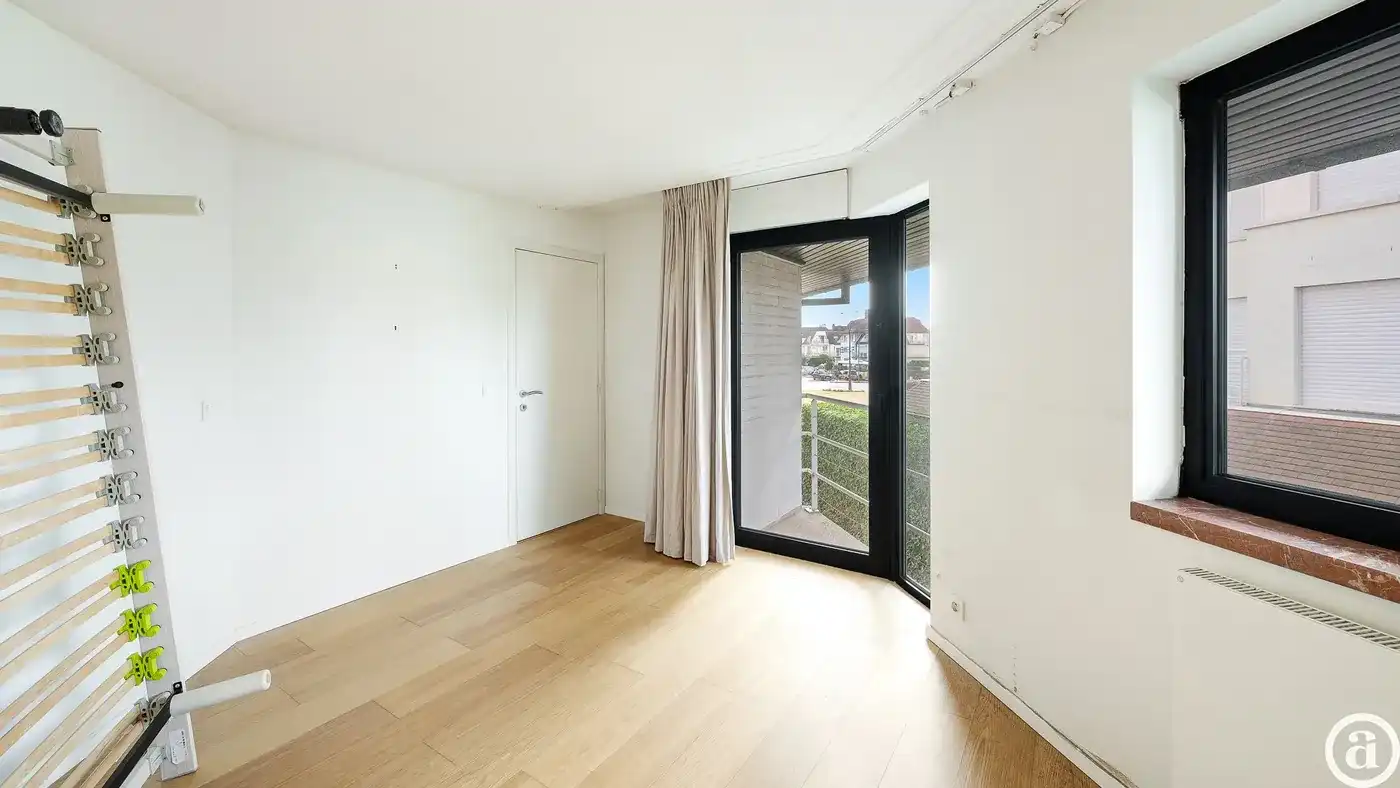 Ruim appartement met zij zeezicht nabij het Albertstrand     foto 12