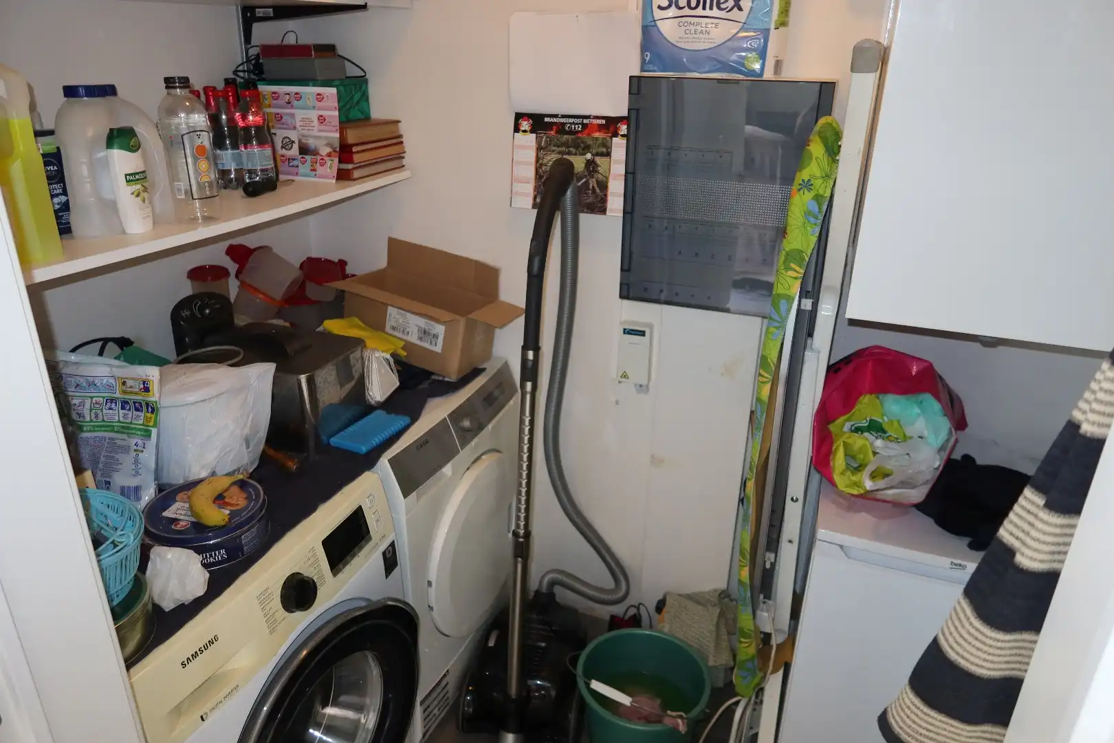 Super gezellig gelijkvloers 1 slk app met terras, voortuin en carport foto 10