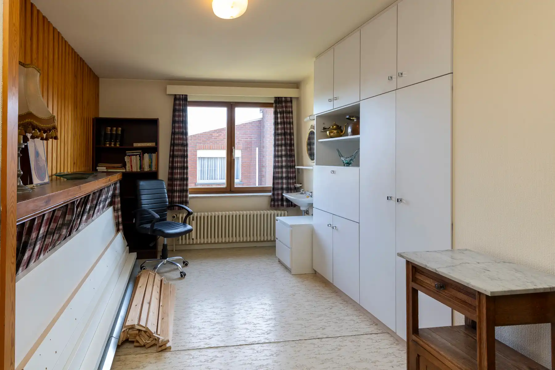Ruime woning met 5 kamers op toplocatie! foto 10