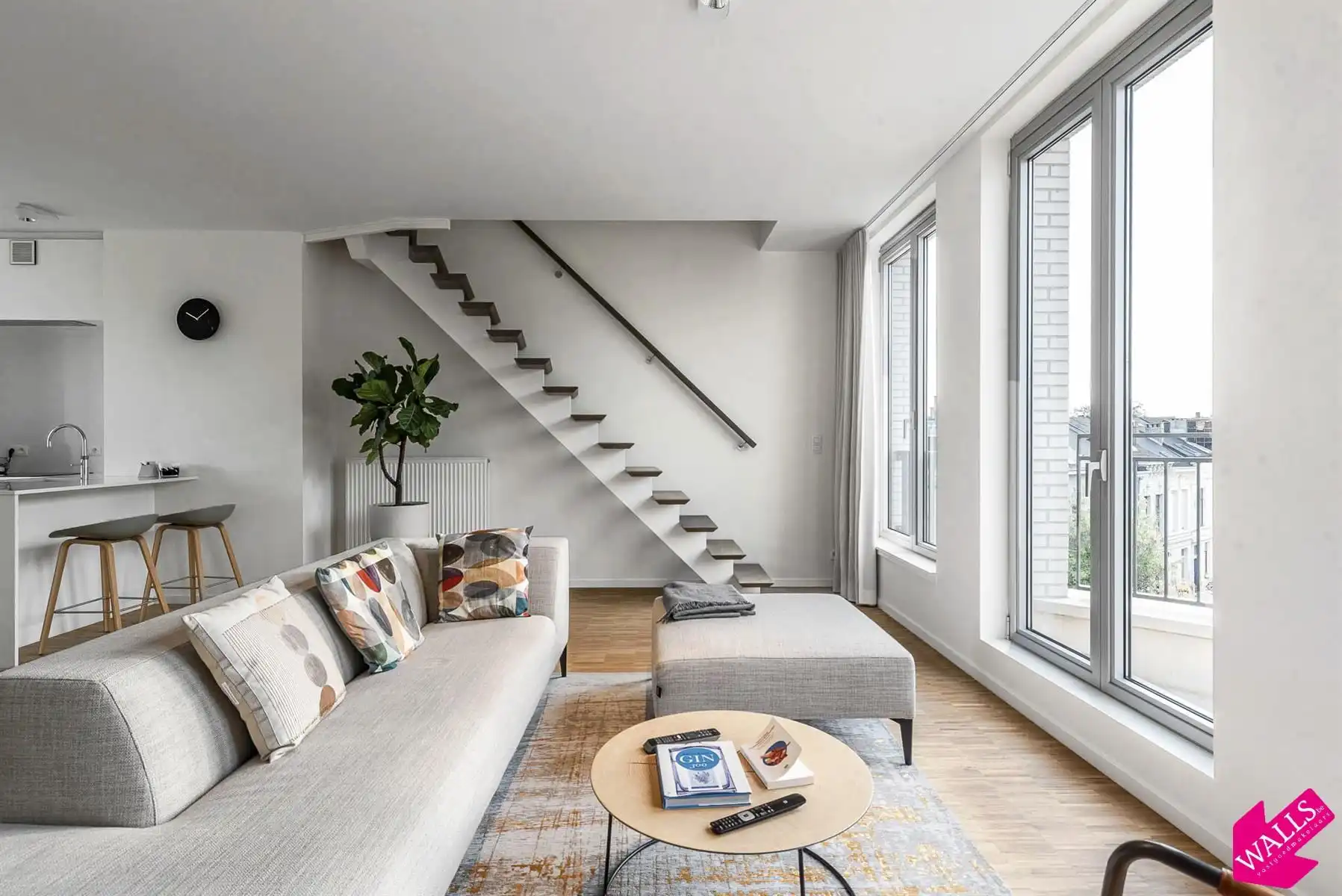 Luxueus duplex met terras op het populaire Zurenborg foto 3