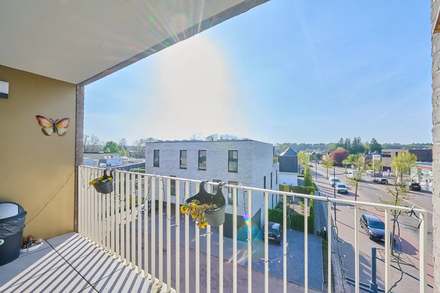 Ideaal gelegen serviceflat (tweede verdieping) met zongericht terras foto 14