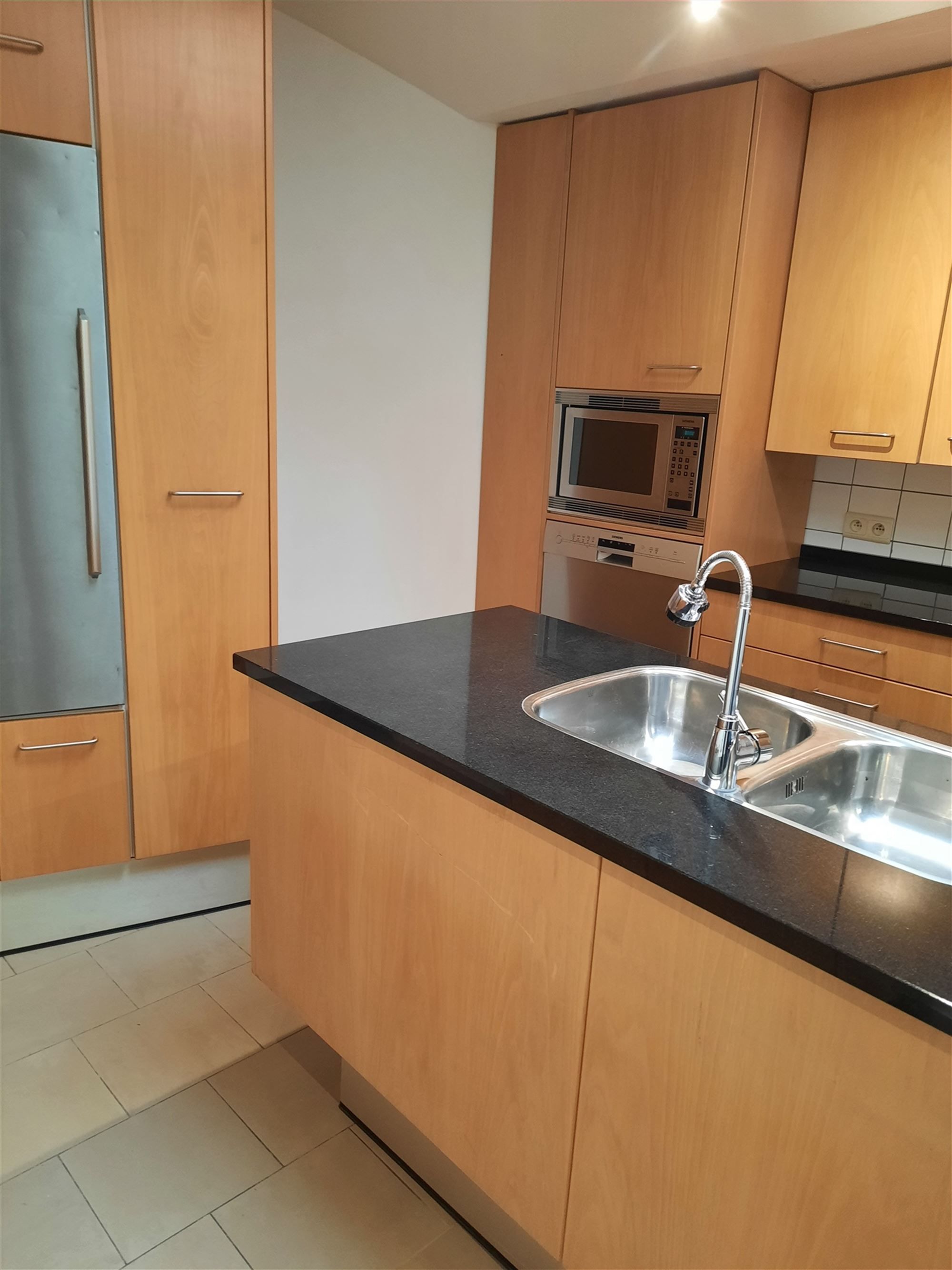 Vrijstaande woning op toplocatie in Genk foto 12
