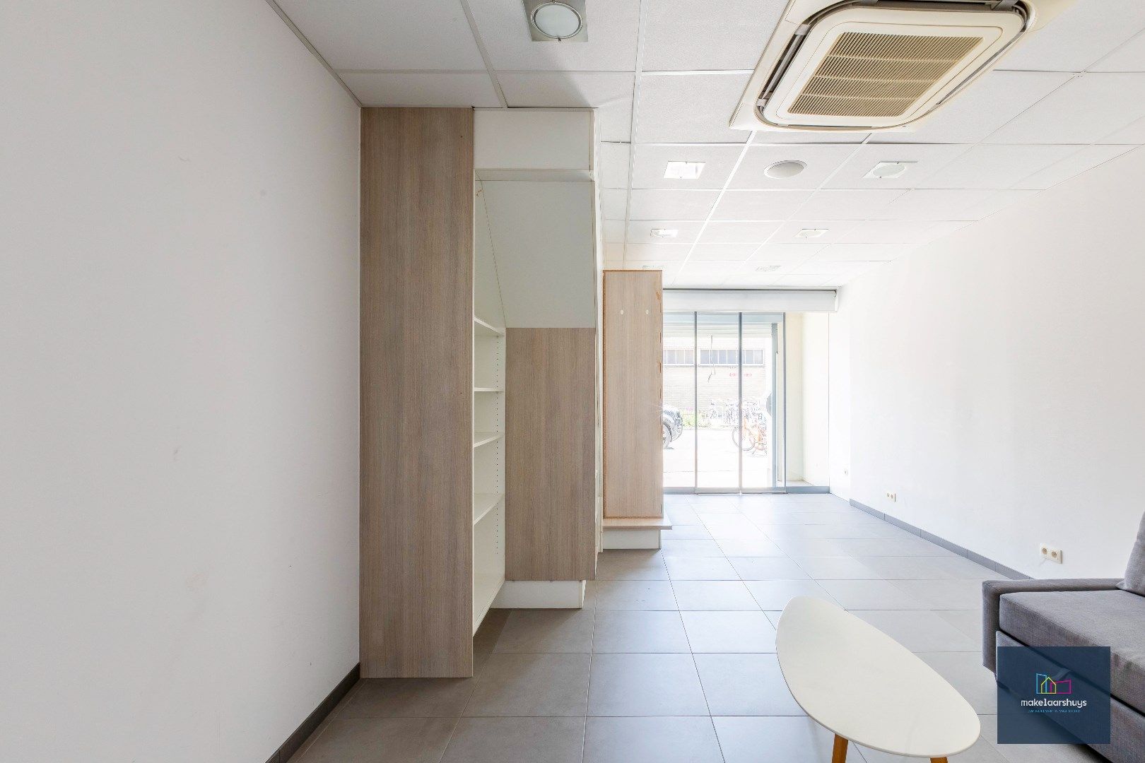 Eigendom met handelsgelijkvloers en duplexappartement  foto 22