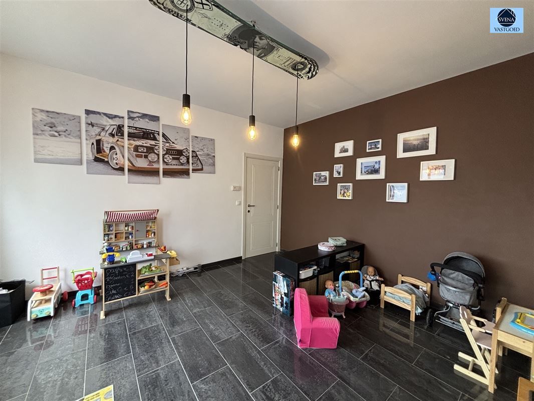 RUIME WONING MET LOODS foto 7