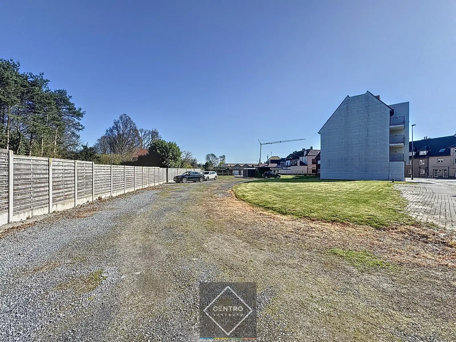 INVESTERING met 22 appartementen + aanpalend perceel projectgrond! foto 13