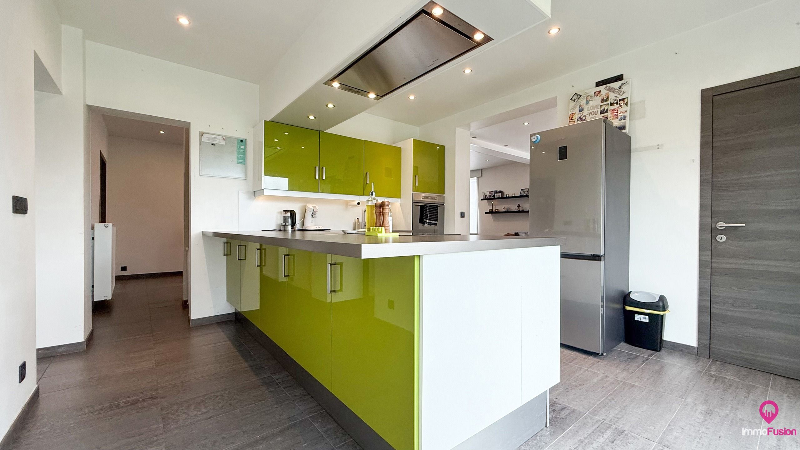 Instapklare open bebouwing met 4slpks op perceel van 10are! foto 7