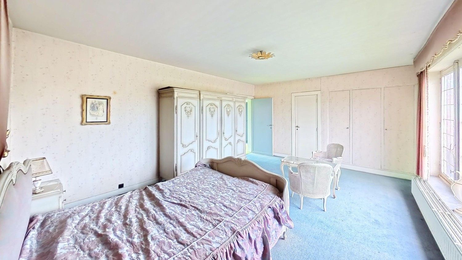 🏡 Te koop: te renoveren ruime villa – unieke opportuniteit in Elst! foto 11