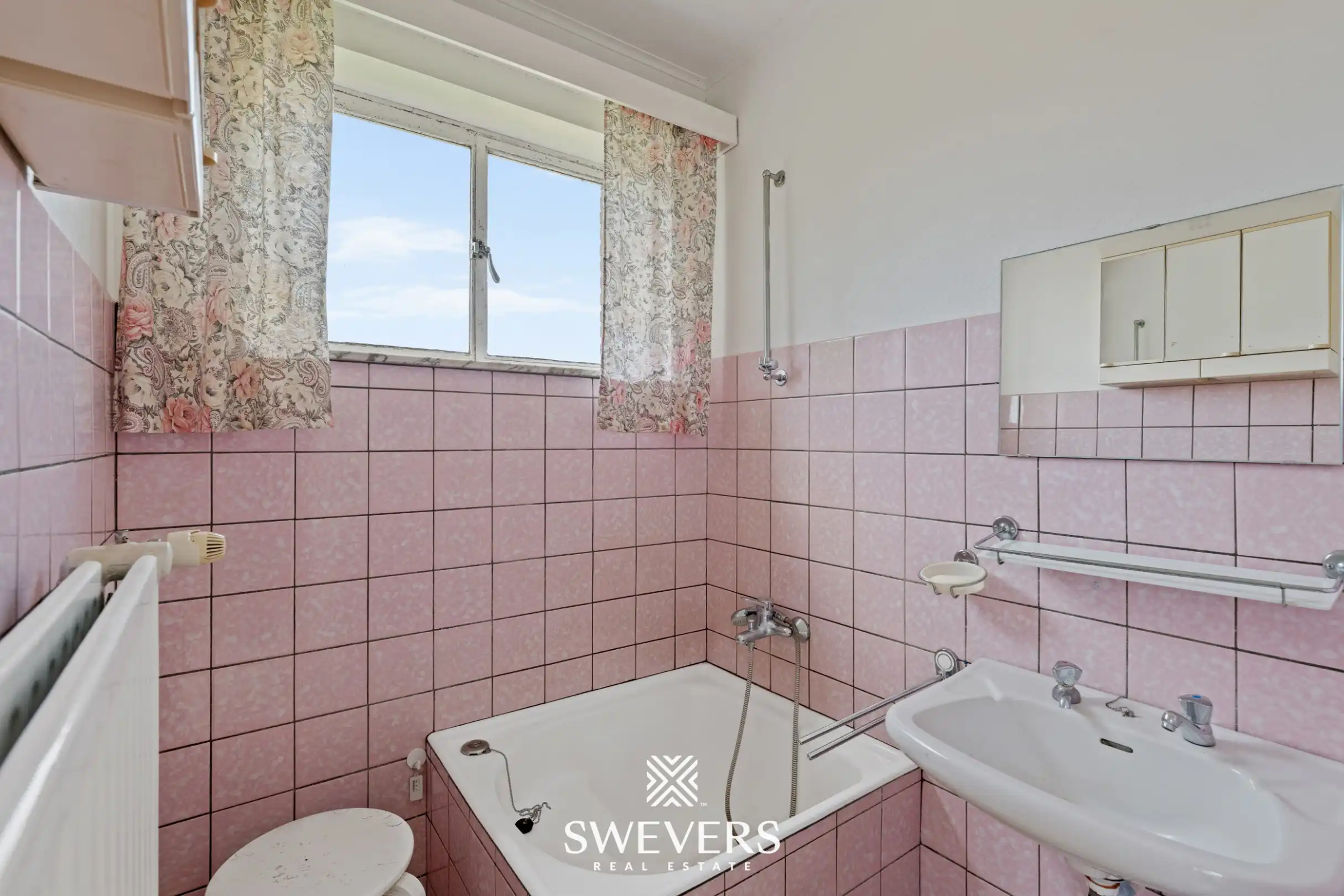 Gelijkvloerse woning op ruim perceel van 9a 25ca  foto 11