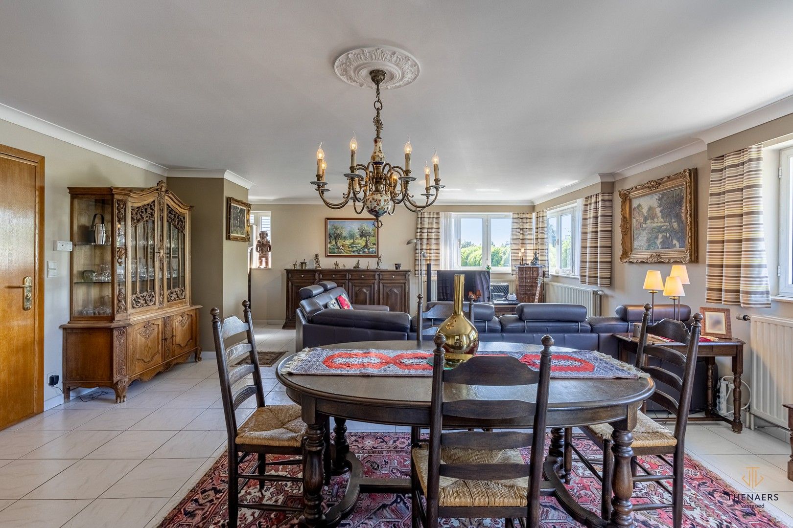 Ruimte, rust én de stad om de hoek – wonen in hartje Sint-Truiden! foto 4