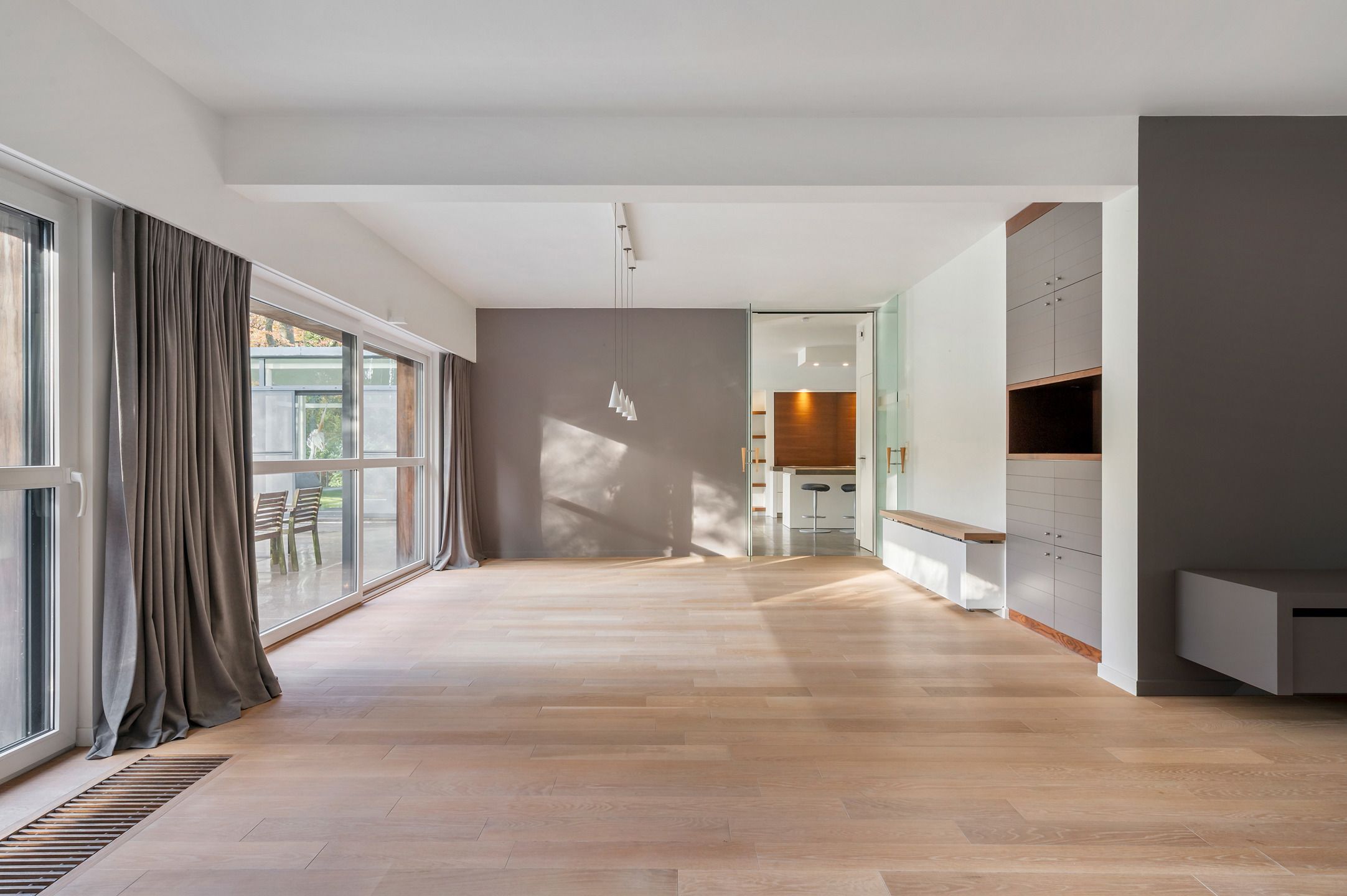 Ruime architecturale villa met 5 slaapkamers  foto 8