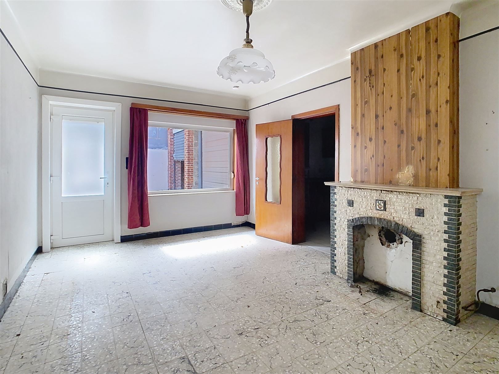 Te renoveren woning met garages, atelier, 12a 57ca foto 14