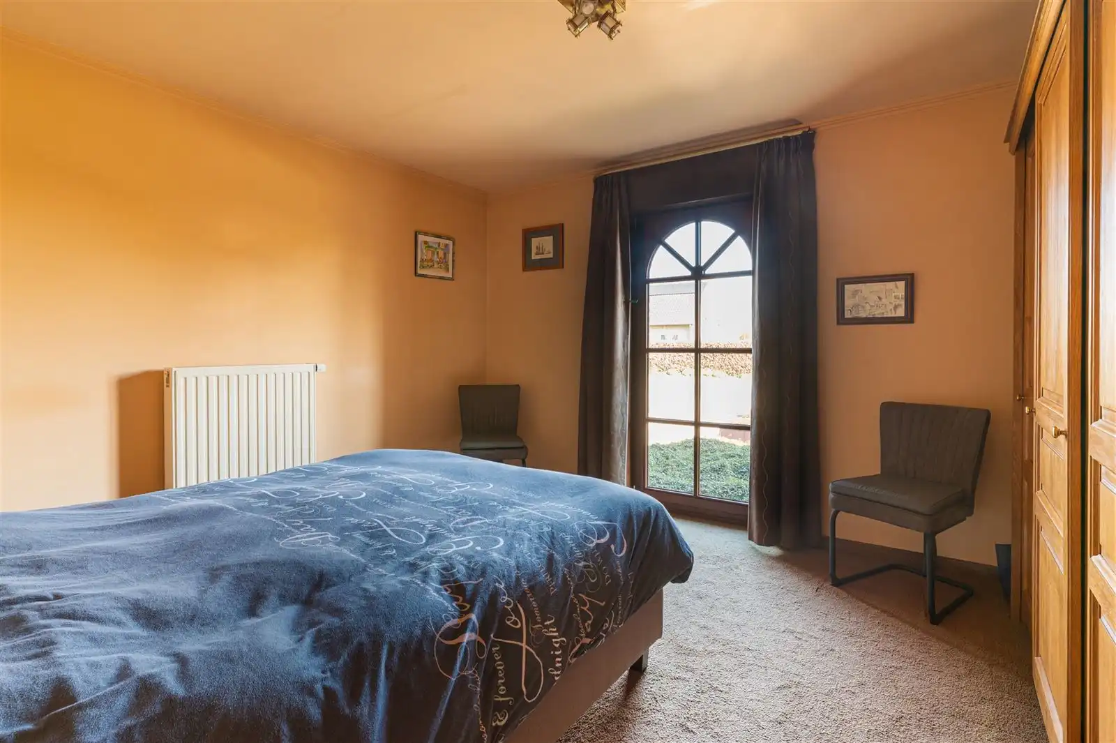 Ruime lichtrijke villa met tuin op 15are50 foto 14