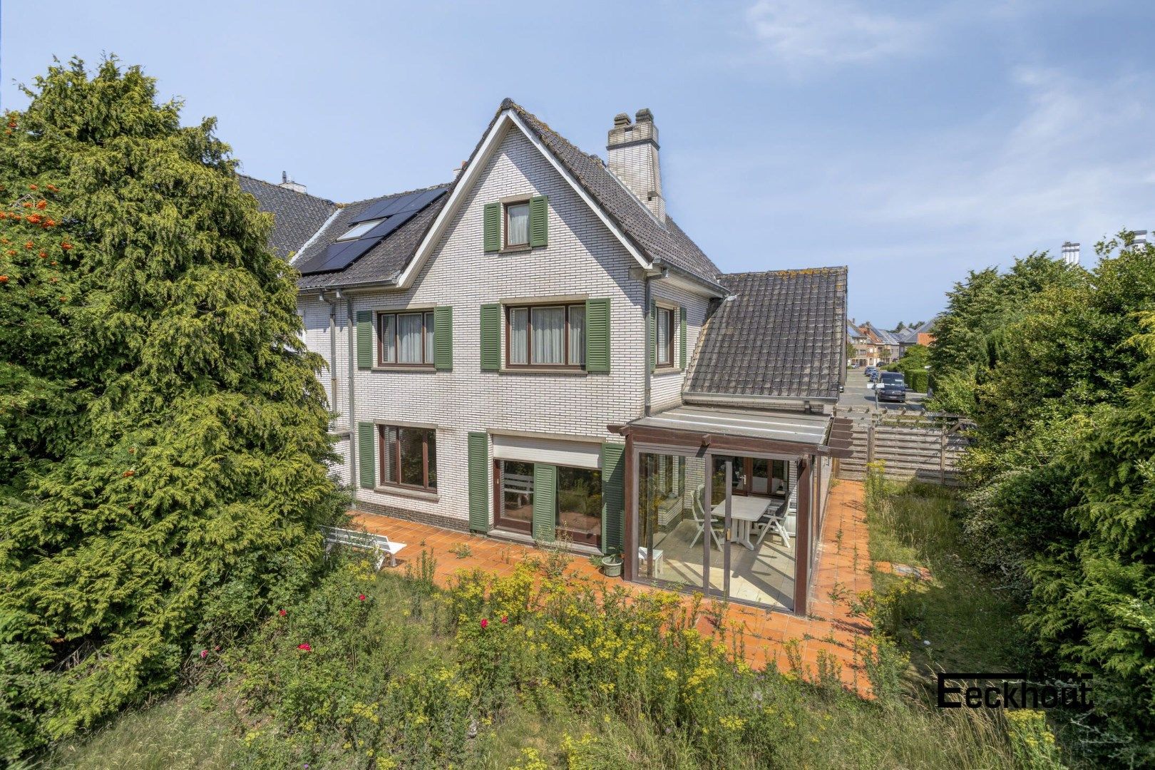 Zeer ruime (247 m²), halfopen woning met veel potentieel! foto 23