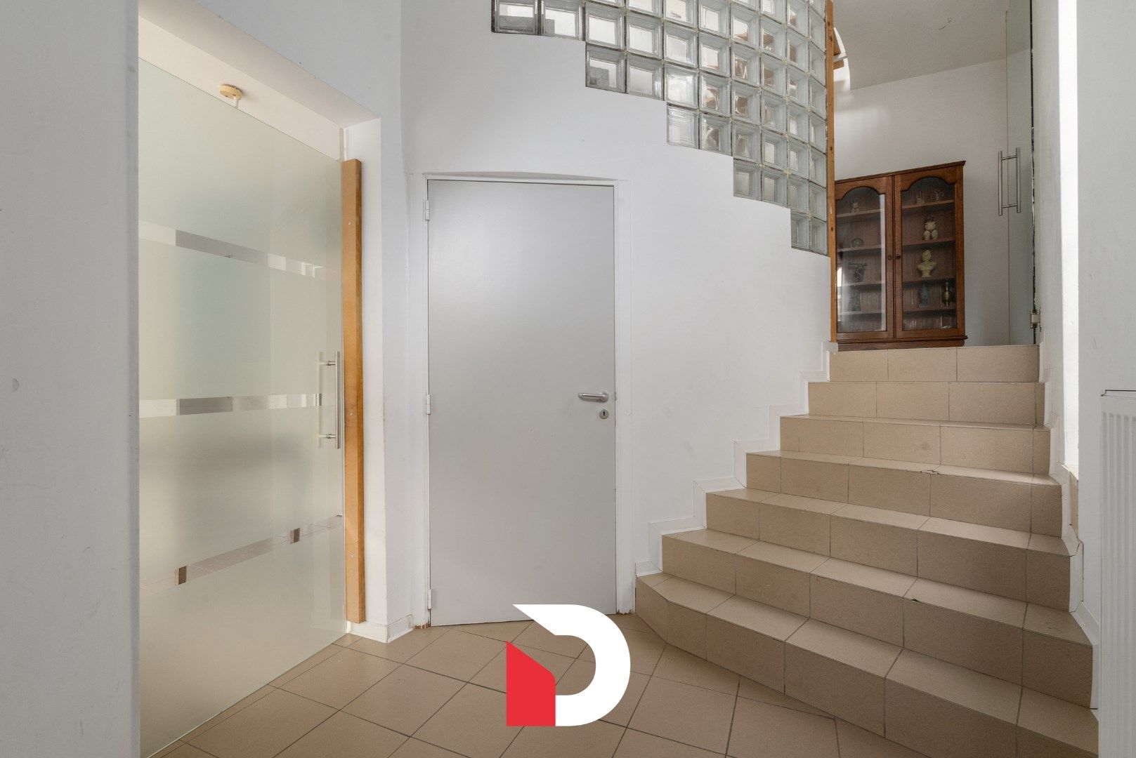 Unieke architectenwoning met 5 slk te Sint-Kruis Assebroek foto 2