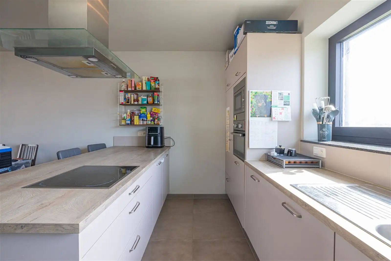 Recent appartement, rustig gelegen, doch op 200m van centrum foto 11