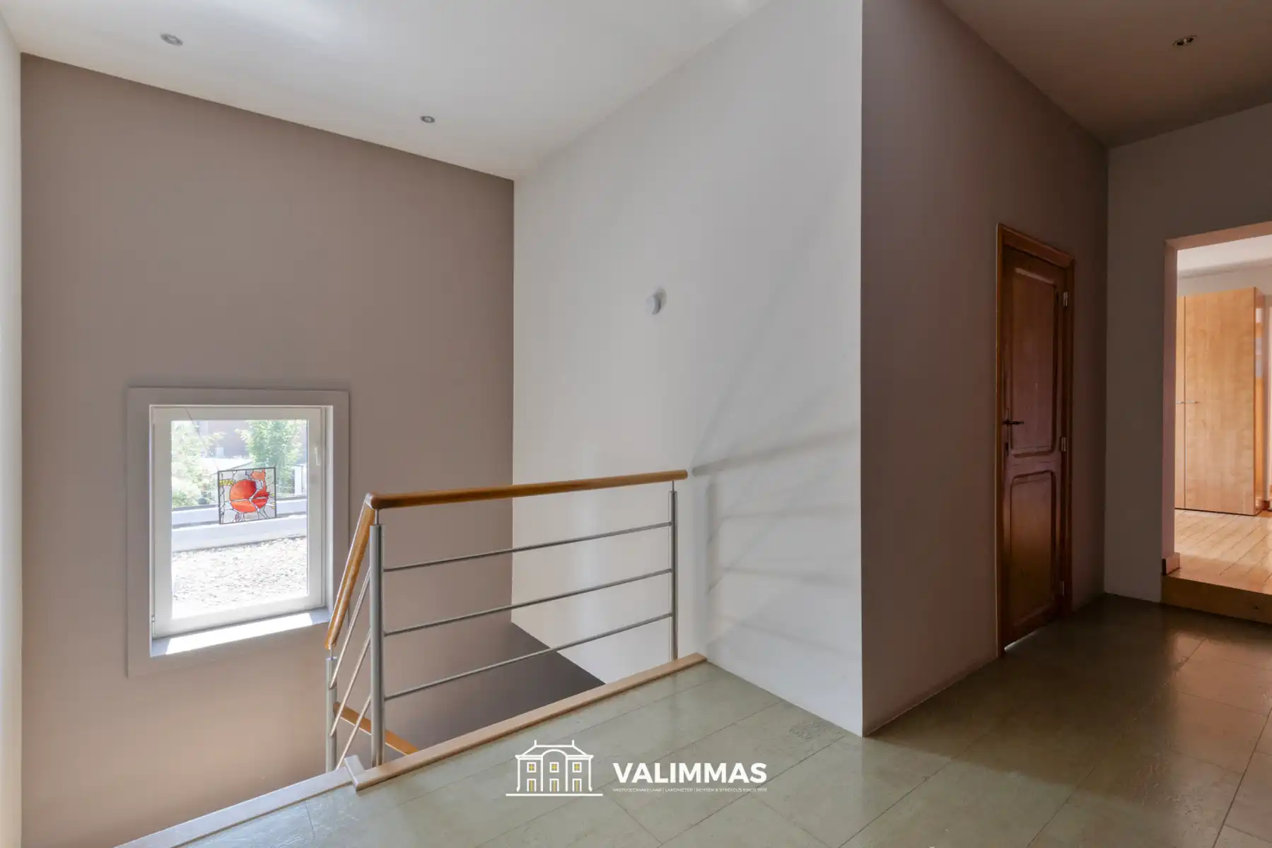 Zeer ruime woning met praktijkruimte, garage & tuin... foto 14