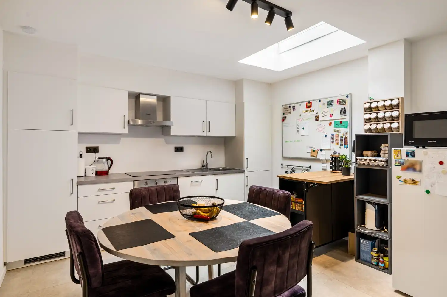 Gezellige, instapklare woning met 3 slaapkamers en terras. foto 6